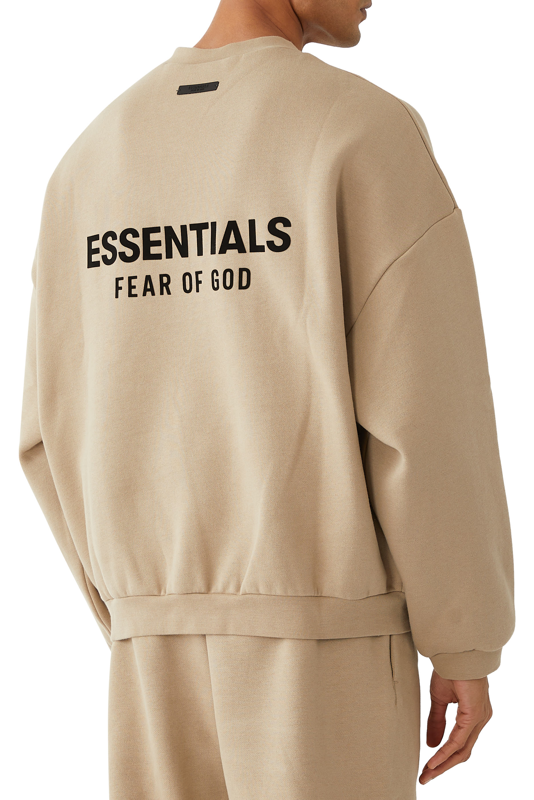 سويت شيرت بياقة ضيقة صوف