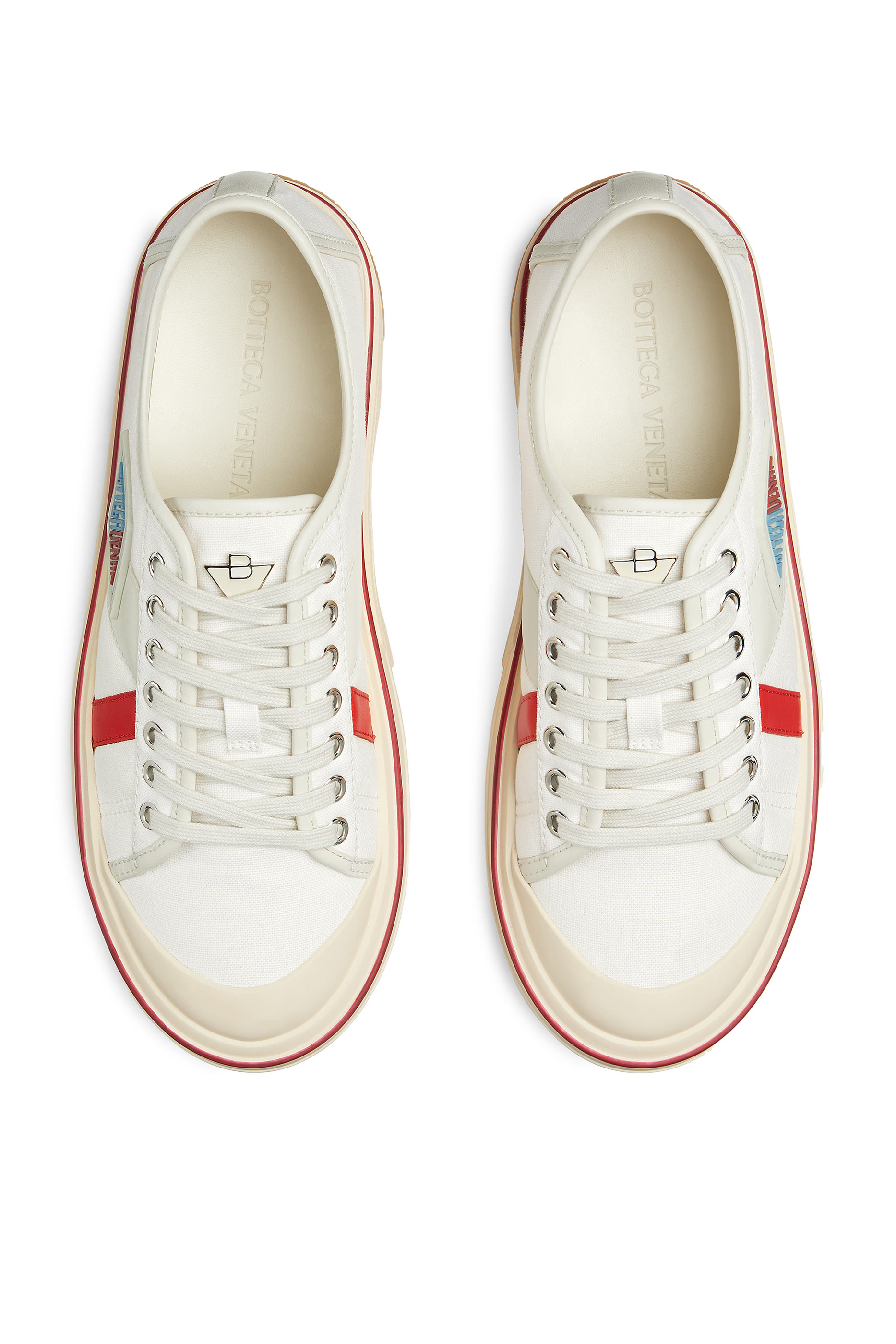 سنيكرز إليوت