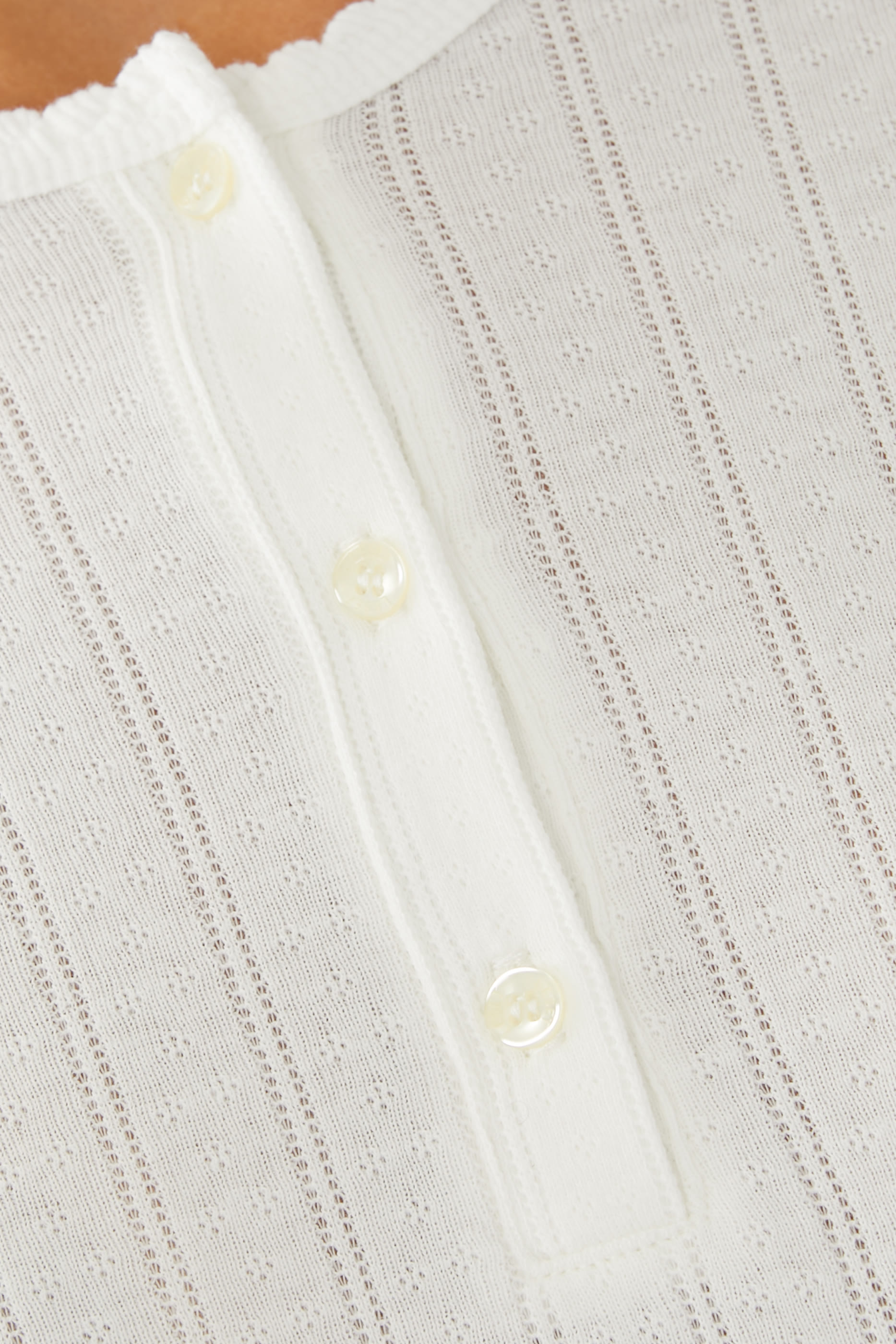 بلوزة هانلي بأكمام طويلة بونتيل