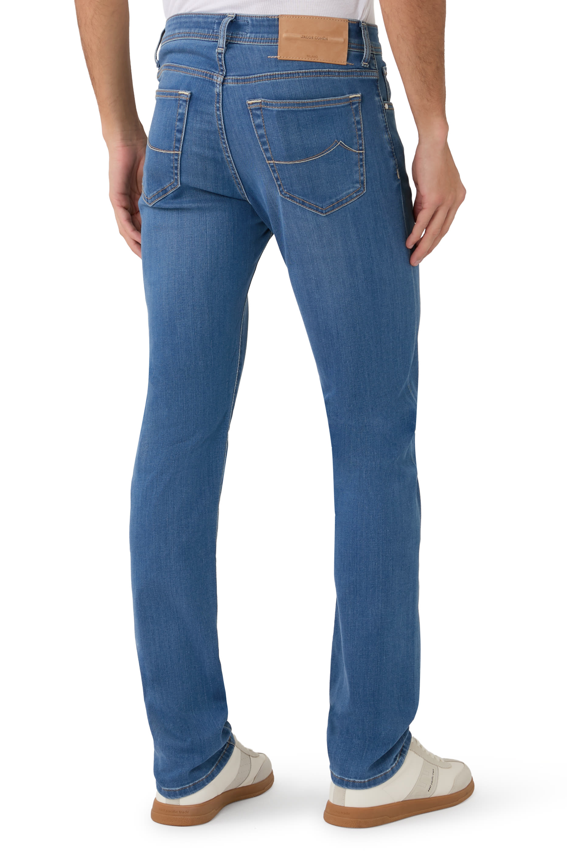 بنطال بارد في2