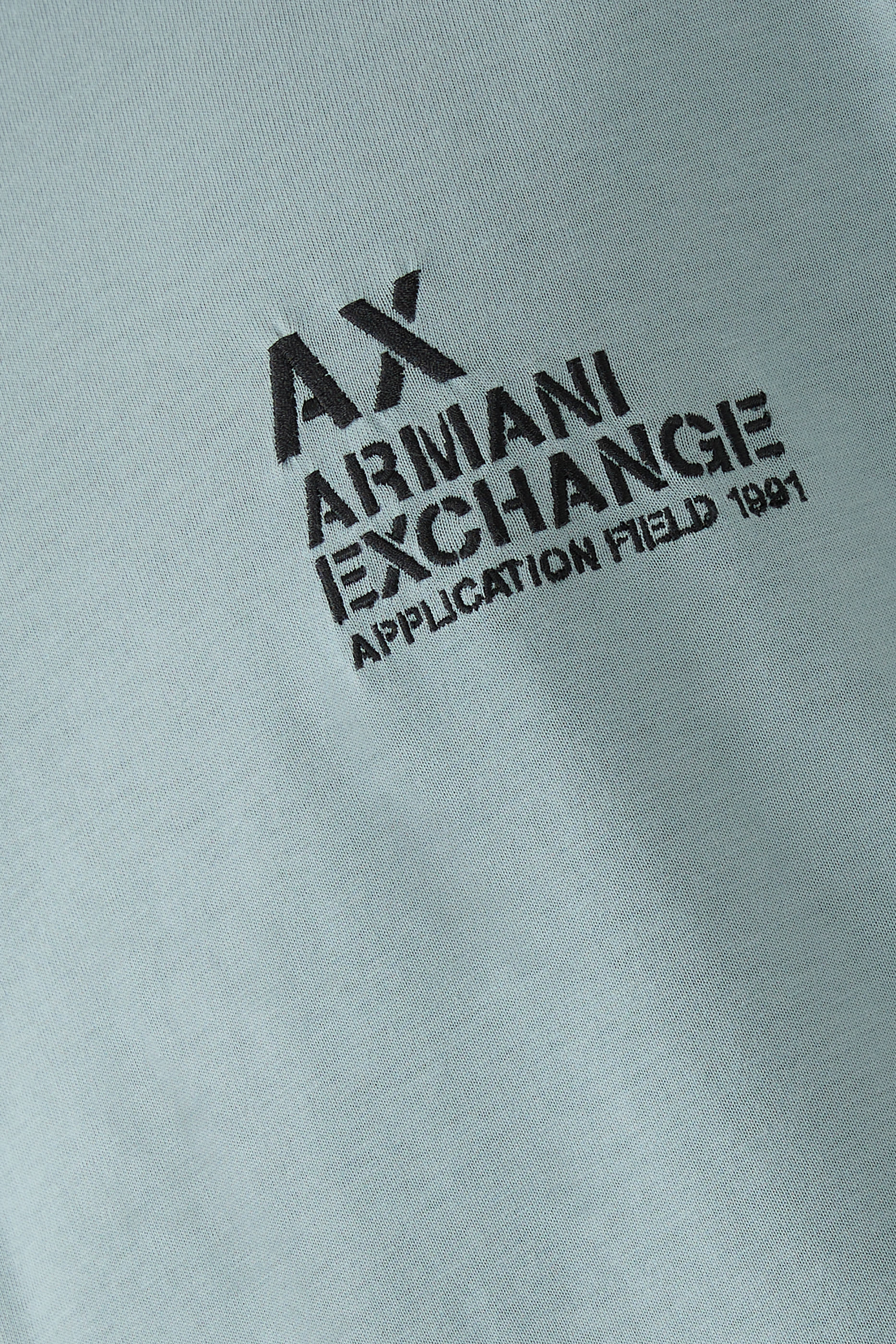 تيشيرت بقصة عادية وشعار الماركة جيرسيه