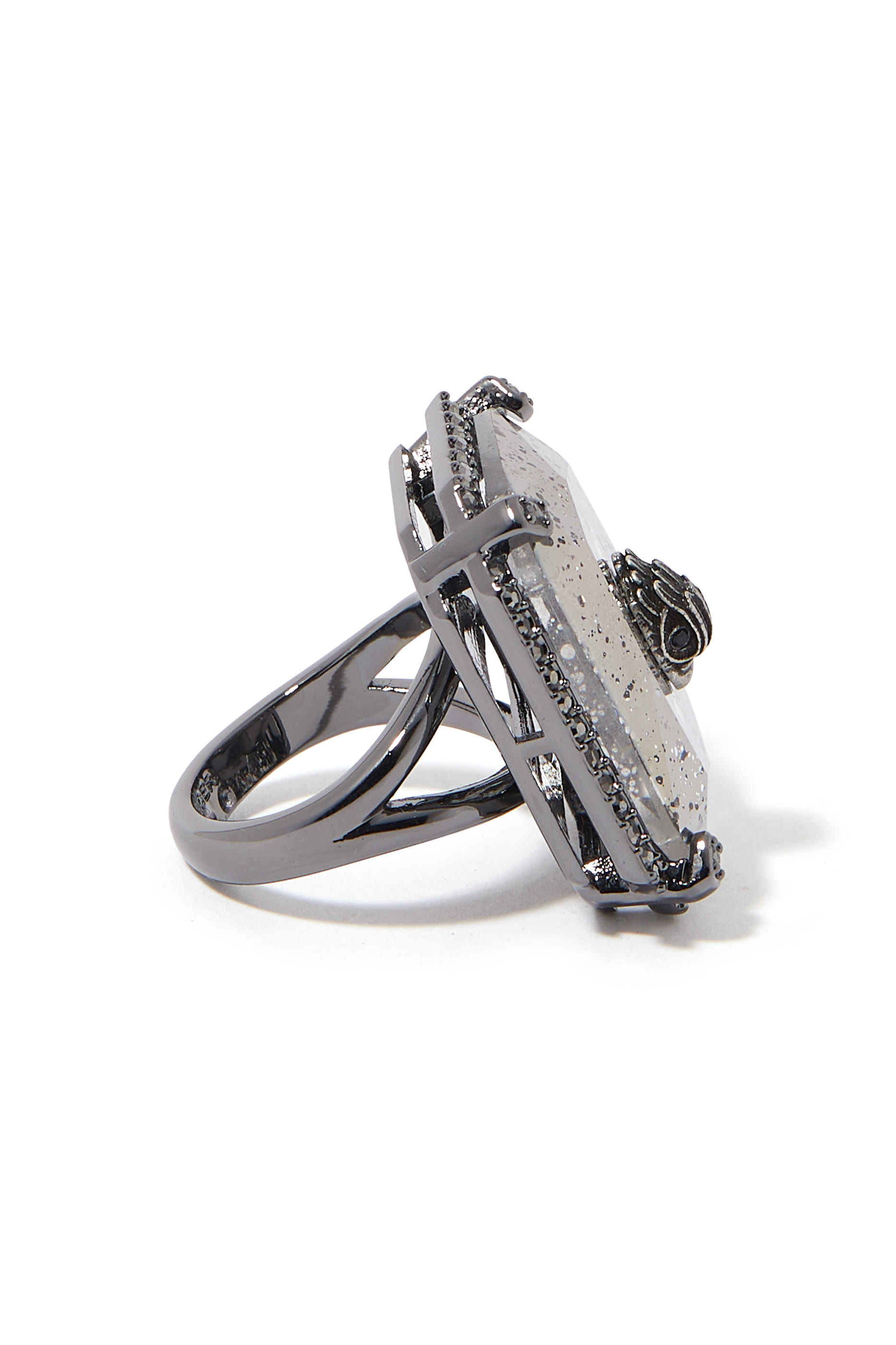 خاتم كوكتيل XL، معدن