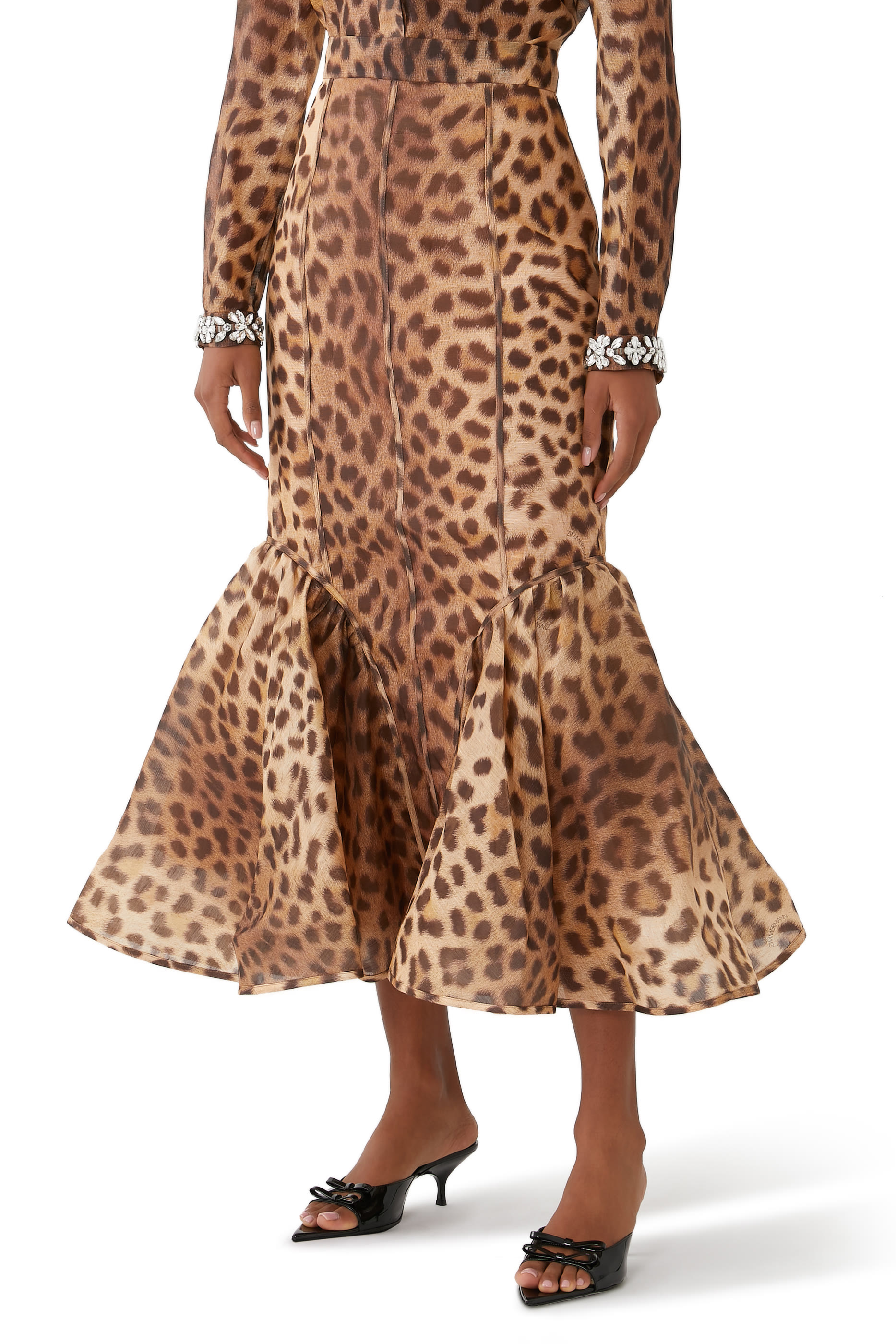 تنورة كراش بتصميم مقسم بأجزاء وقصة مستقيمة