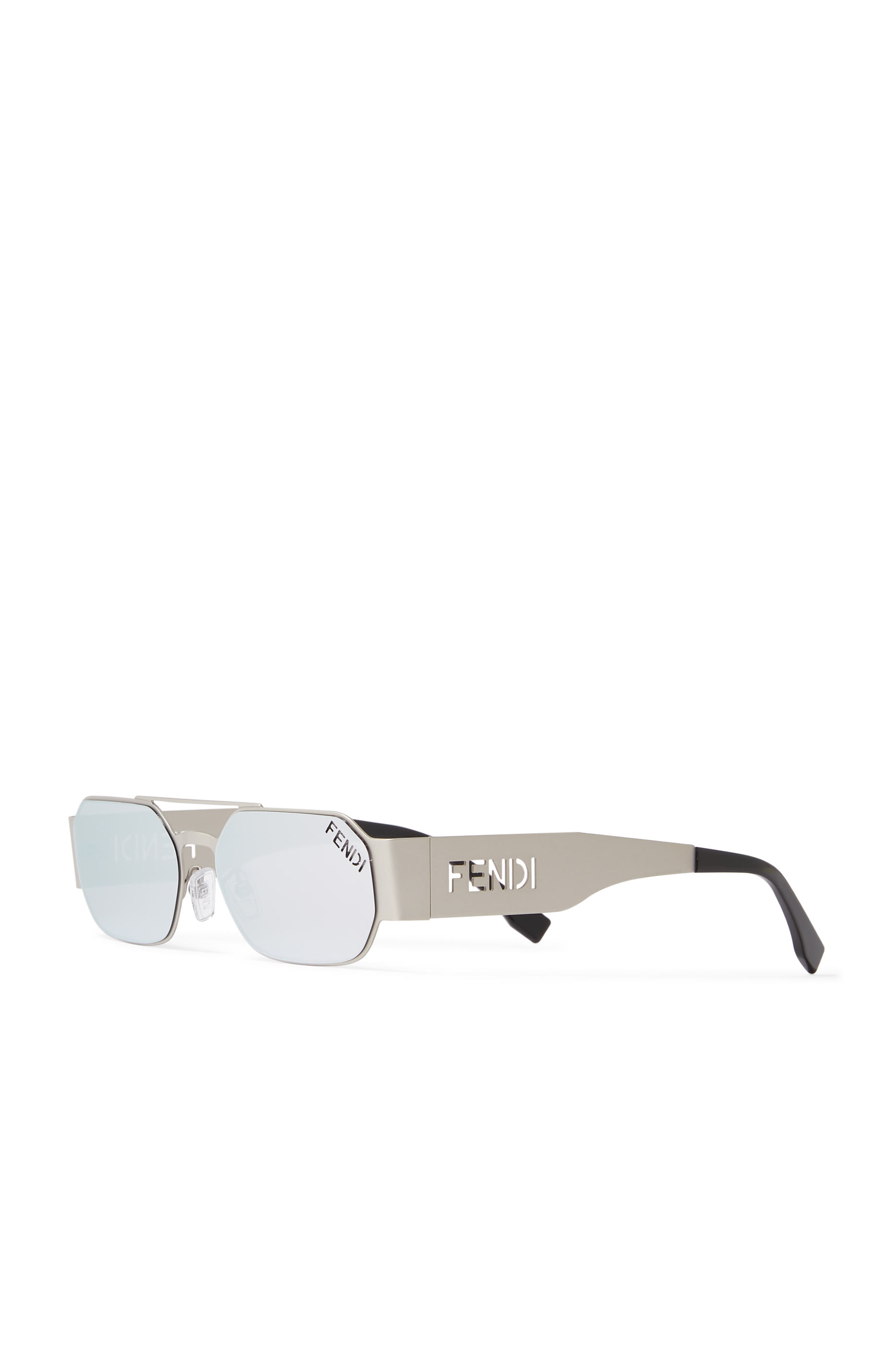 تظارة شمسية معدنية بشعار الماركة بتصميم مفرغ