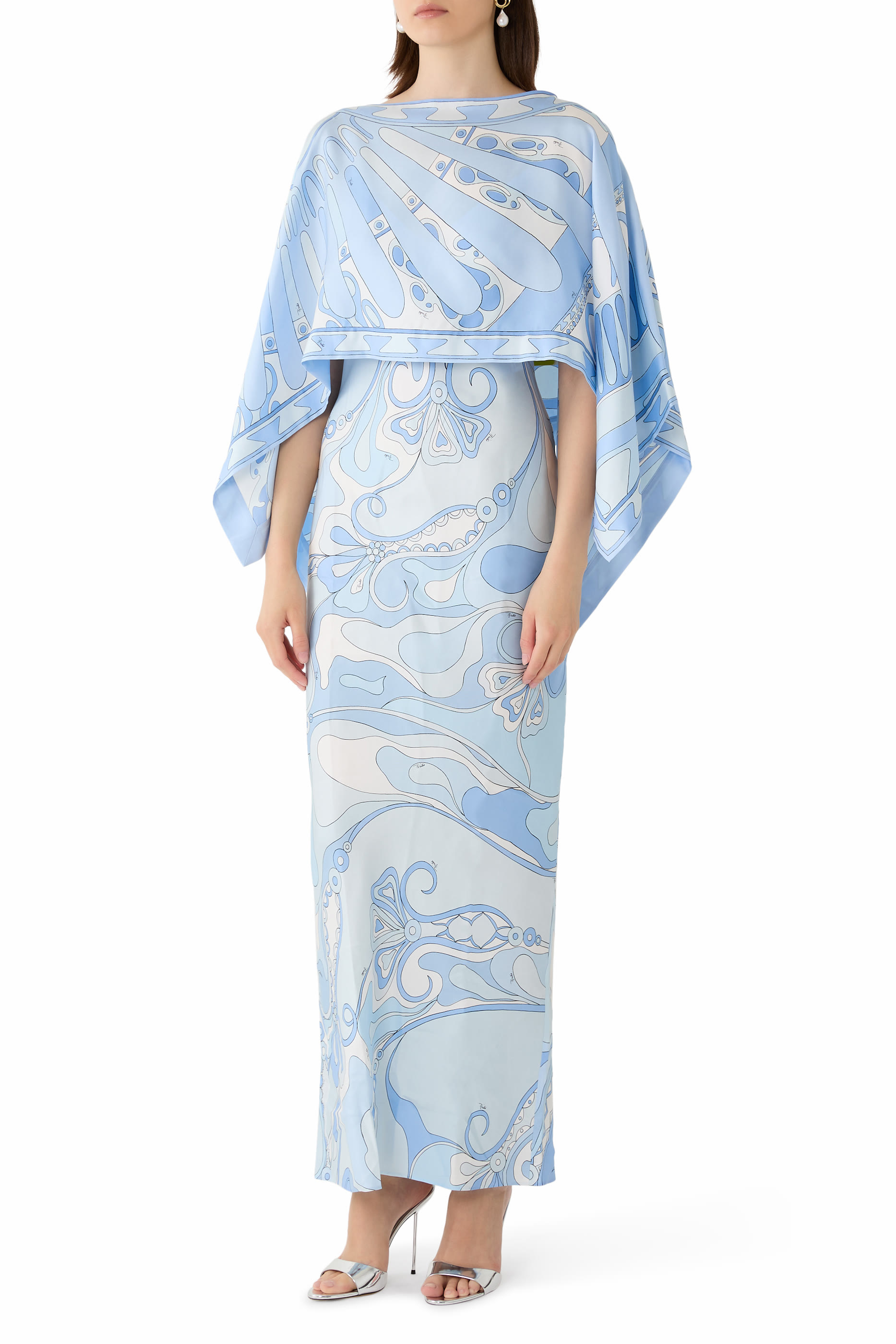 فستان بطبعة اوركيديه وسوليل بكاب