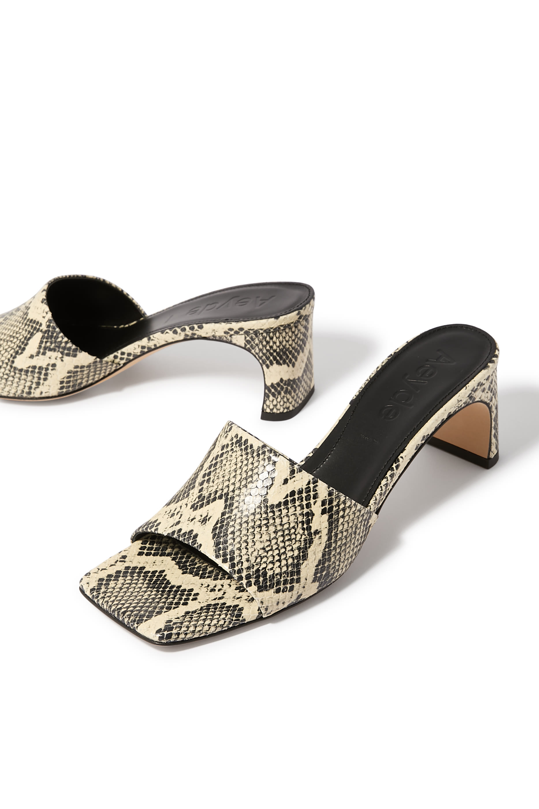 صنل جيني 55 جلد