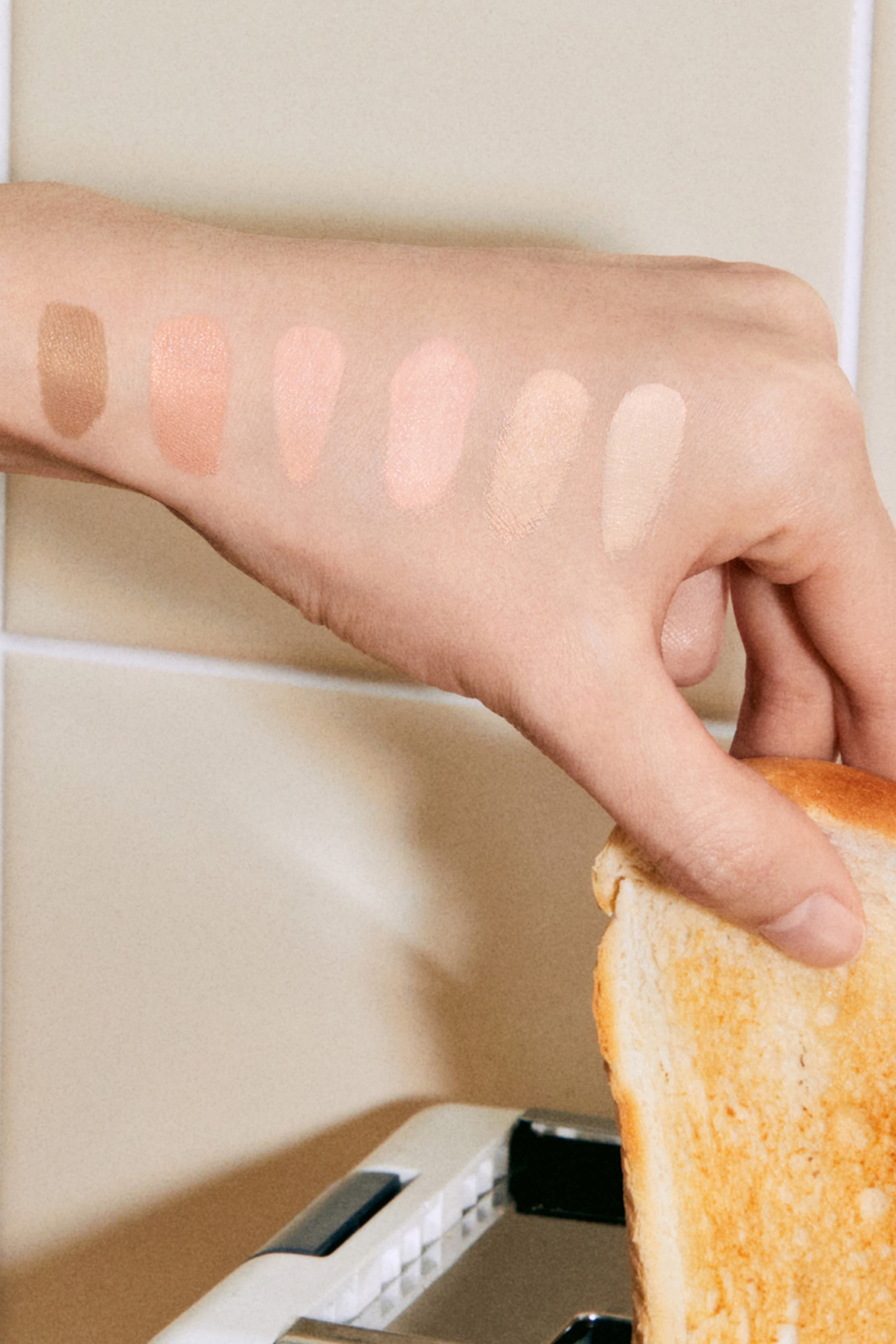 كريم أساس مضغوط غوتشي كوشون دو بيوتيه 