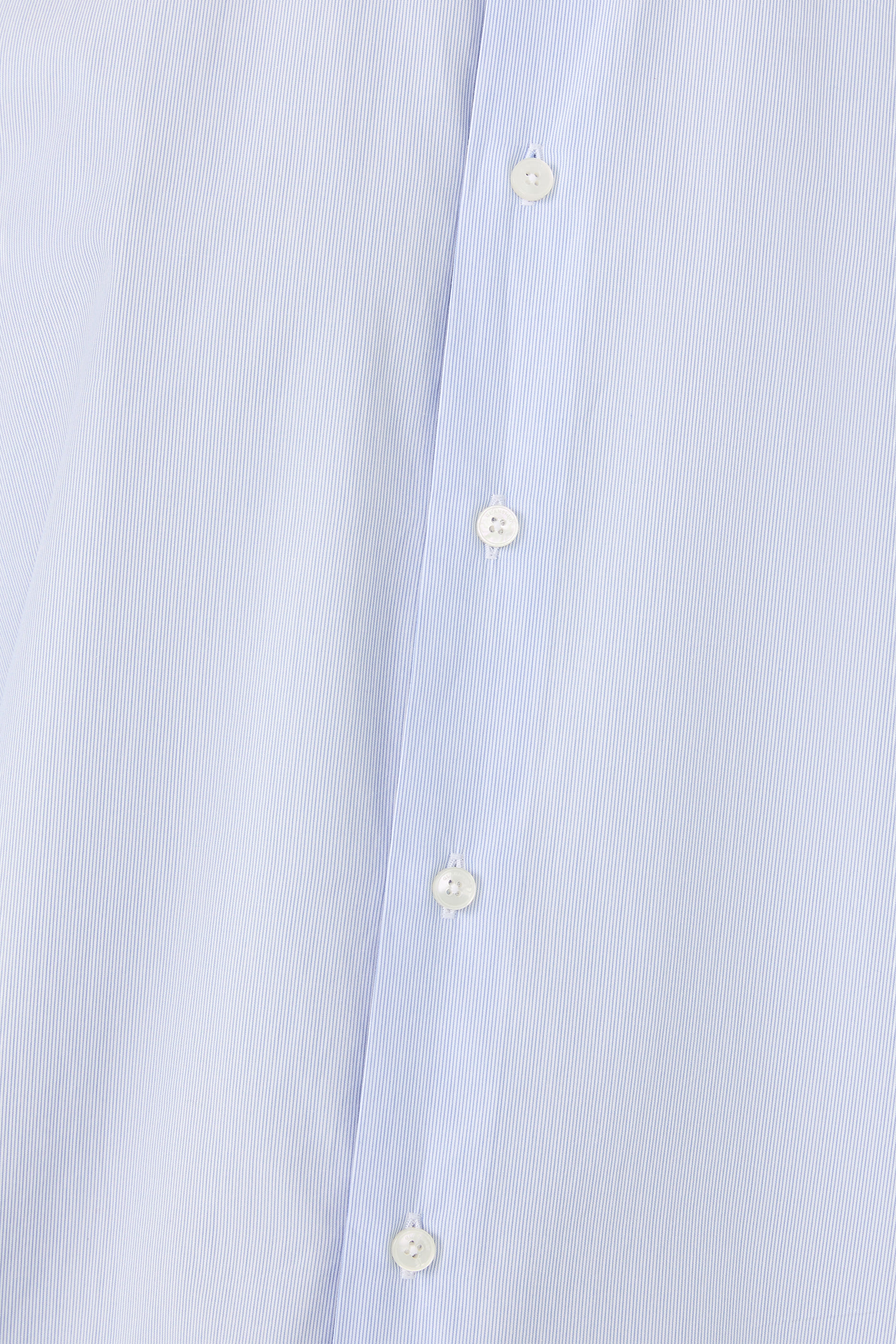 قميص بقصة ضيقة قطن