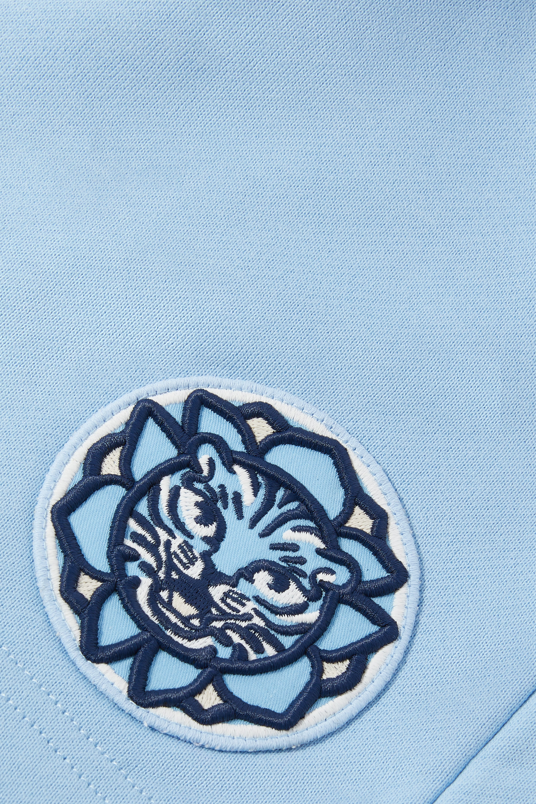 شورت بنقشة نمر وشعار الماركة للأطفال