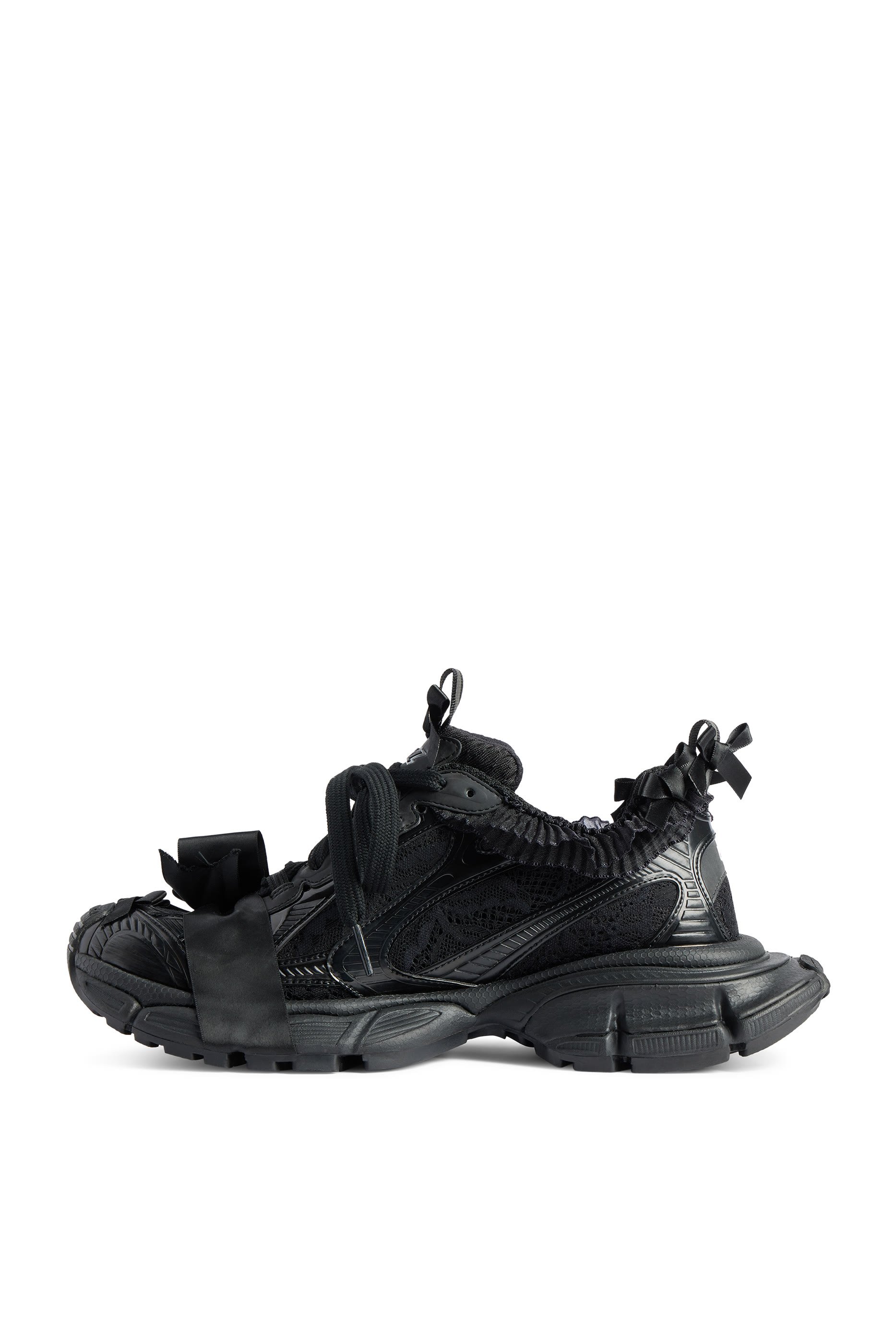 سنيكرز 3 اكس ال دانتيل