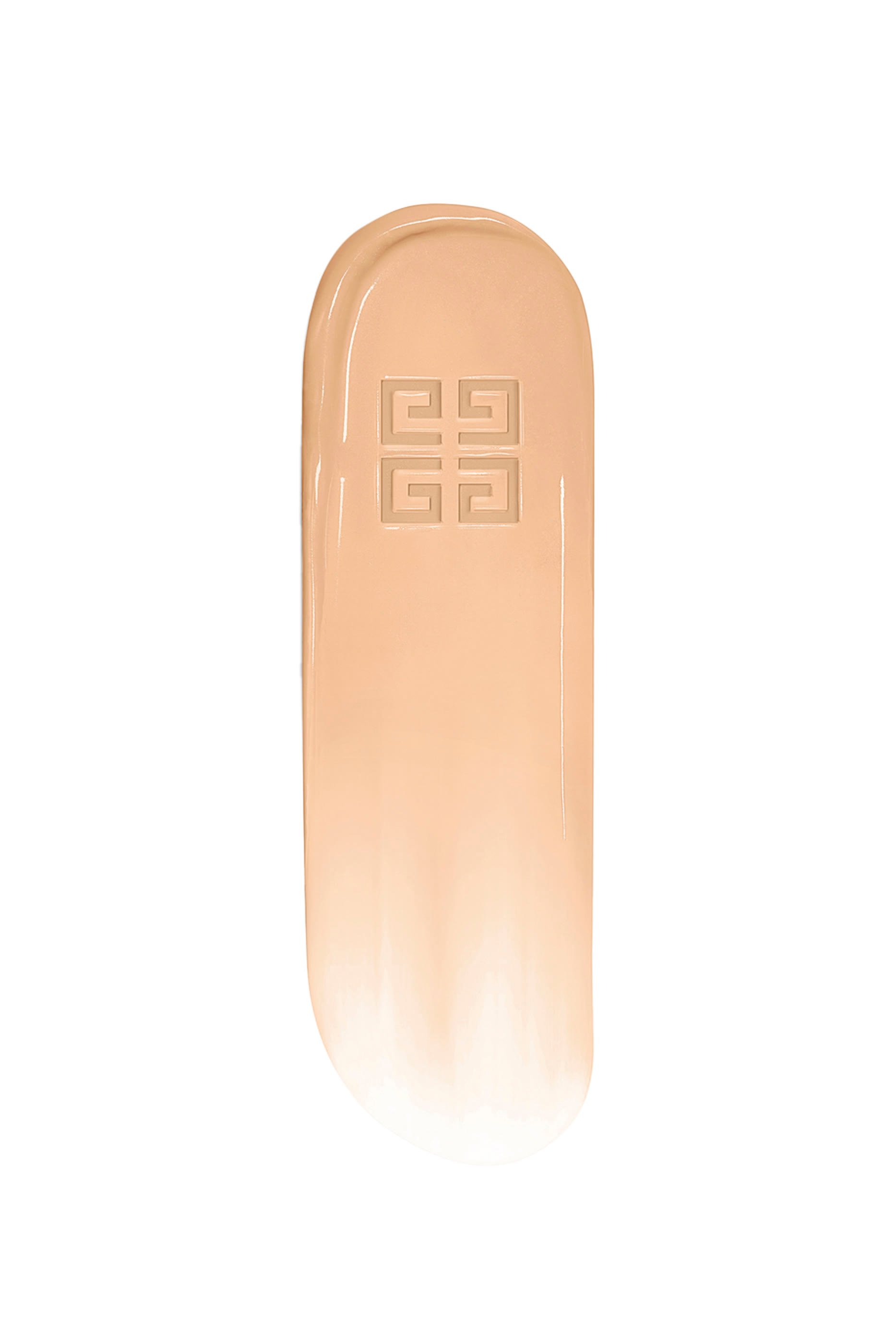 خافي عيوب البشرة بريسم ليبر سكين كيرينغ