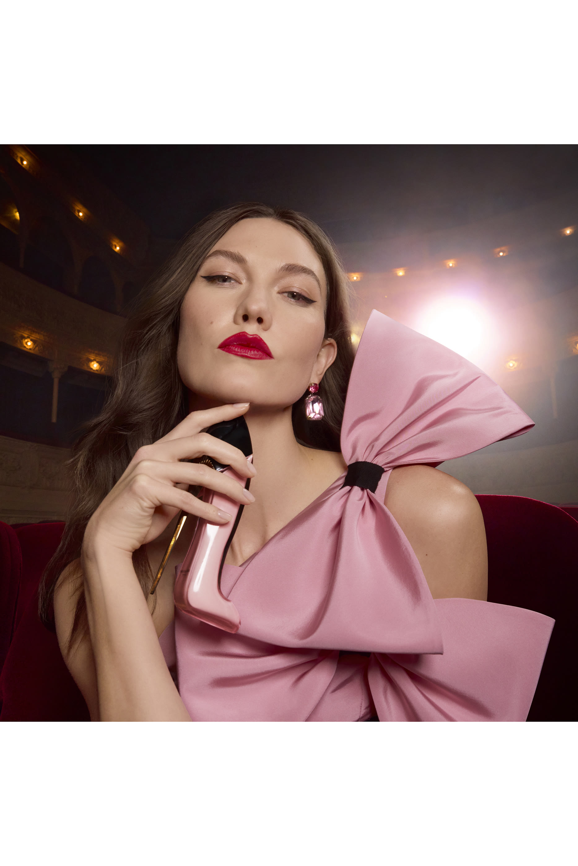 مجموعة هدايا لوشن للجسم وماء عطر جود جيرل بلاش