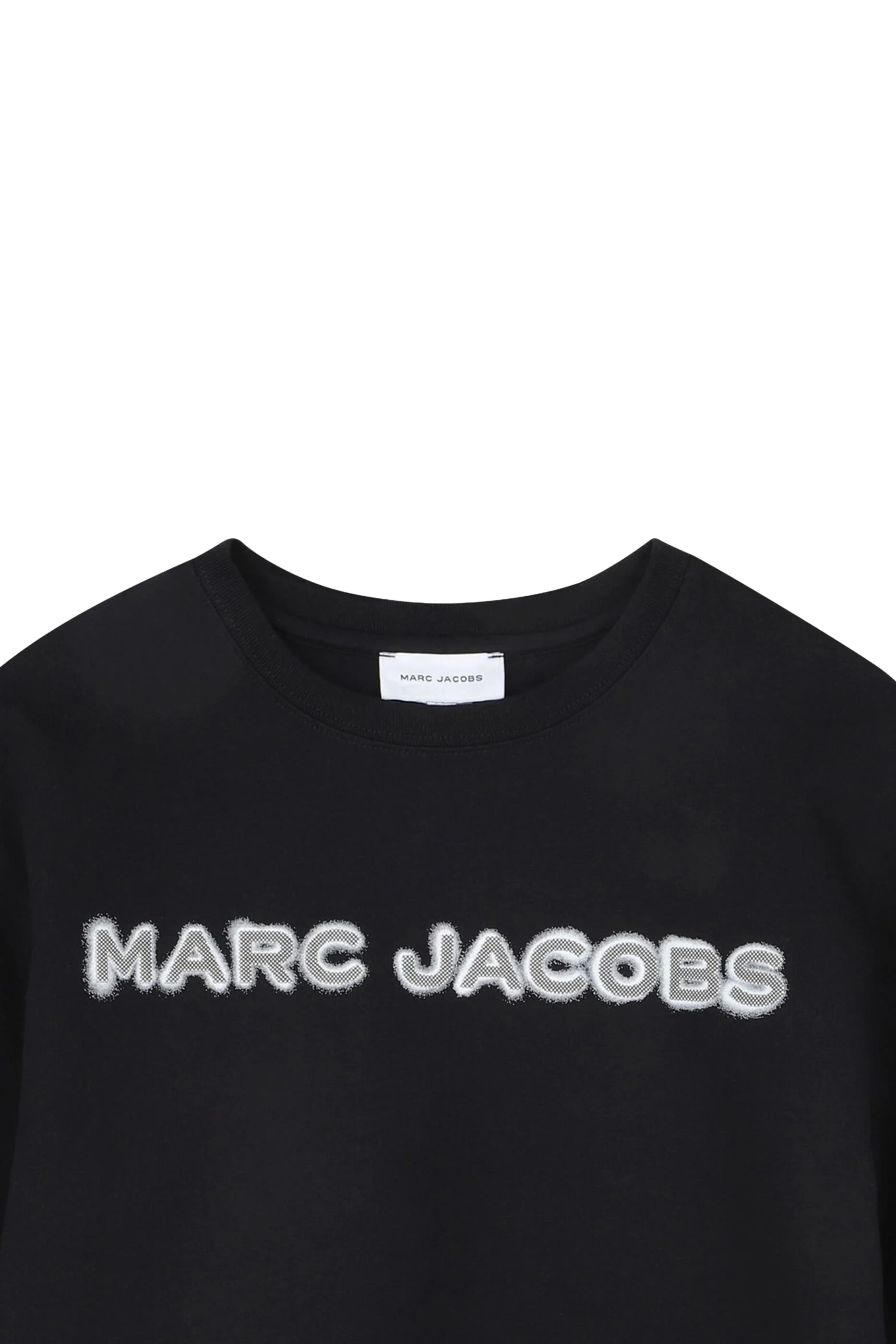 تيشيرت بشعار الماركة للأطفال