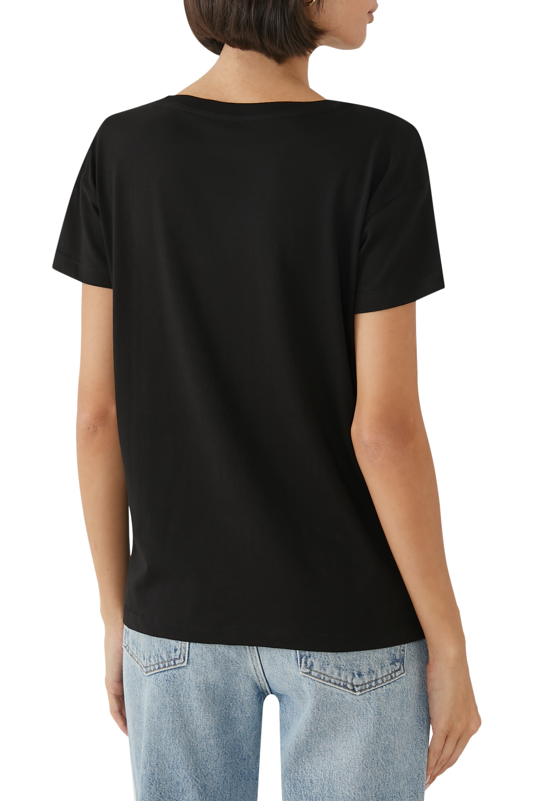 تيشيرت بشعار الماركة