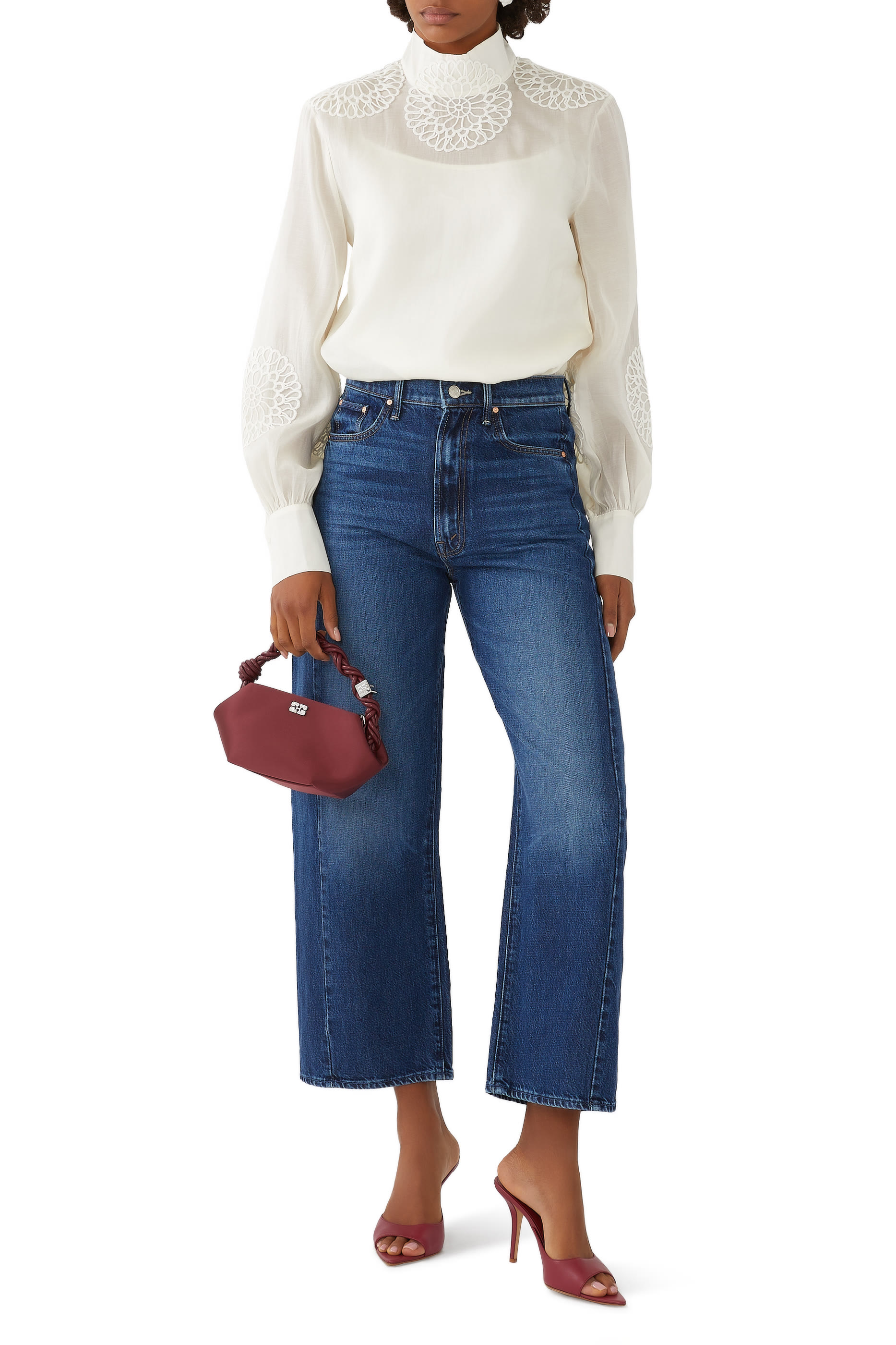 قميص لاريسا بتطريزات