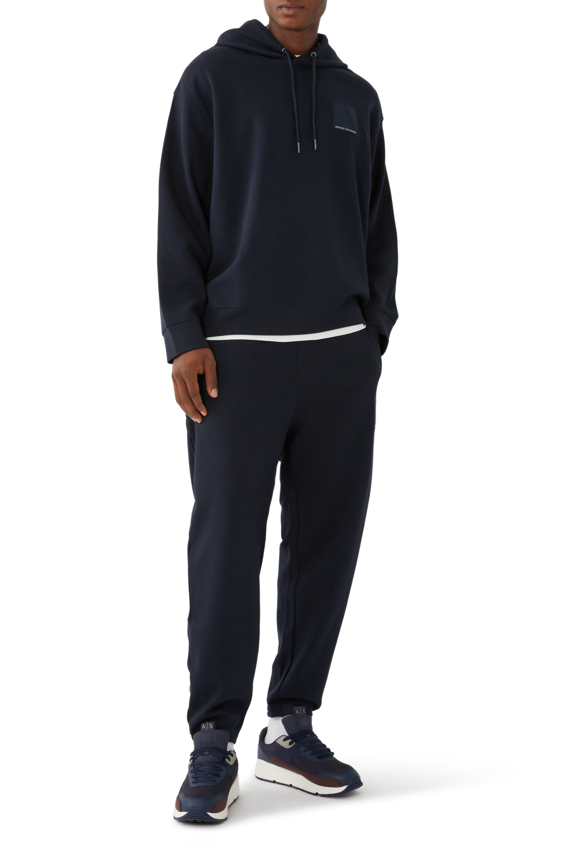 بنطال بتصميم حرف A