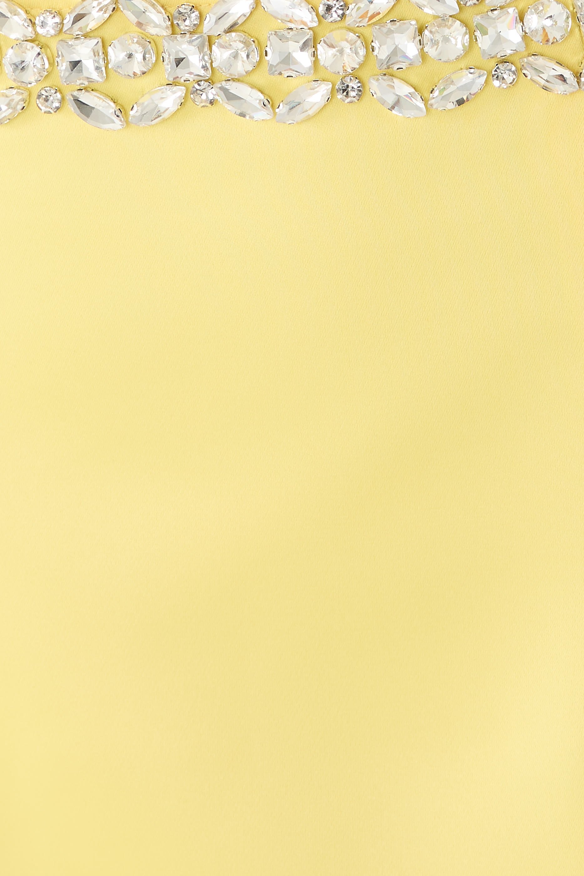 تنورة كيرا طويلة مرصعة بأحجار