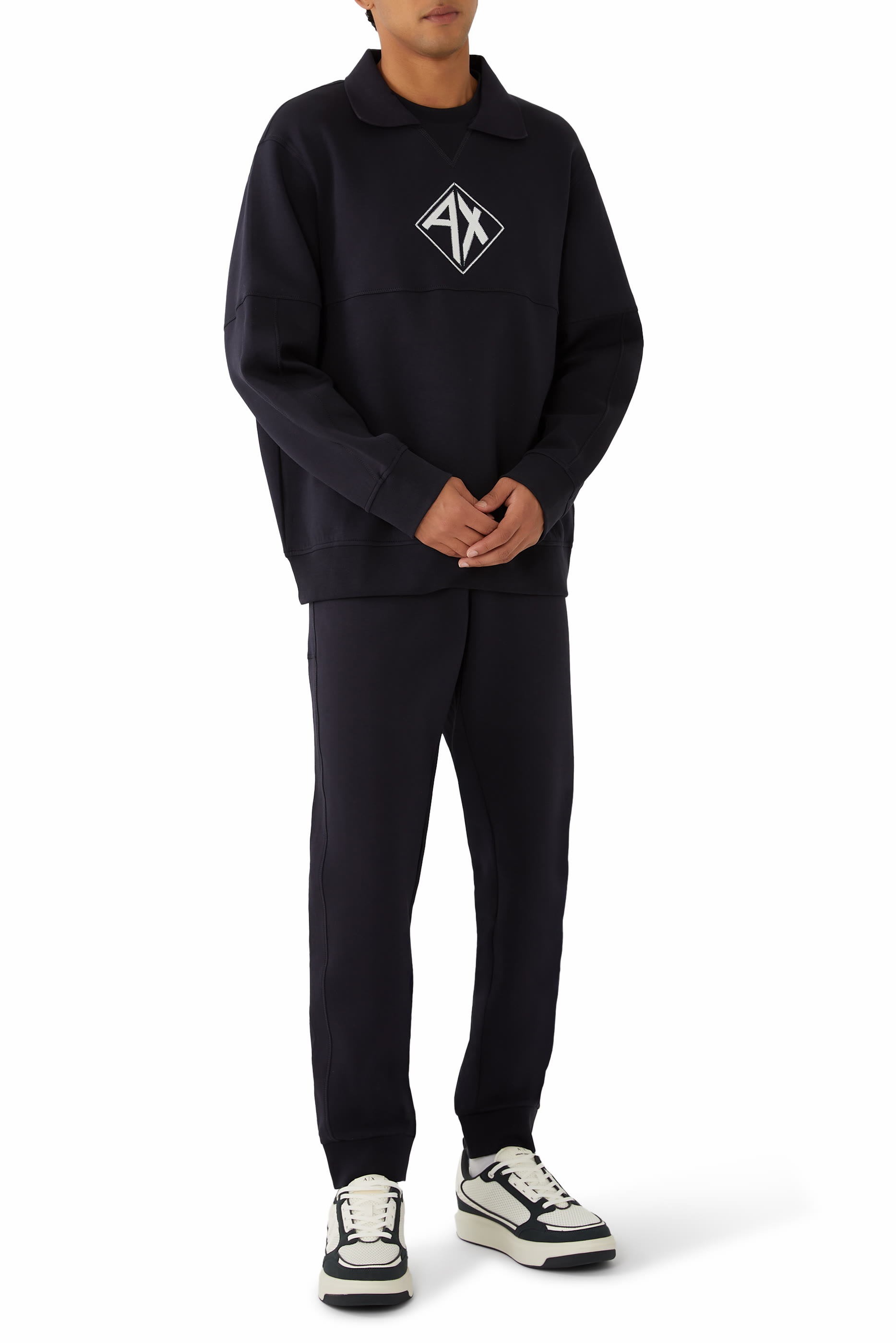 بنطال رياضي بشعار الماركة