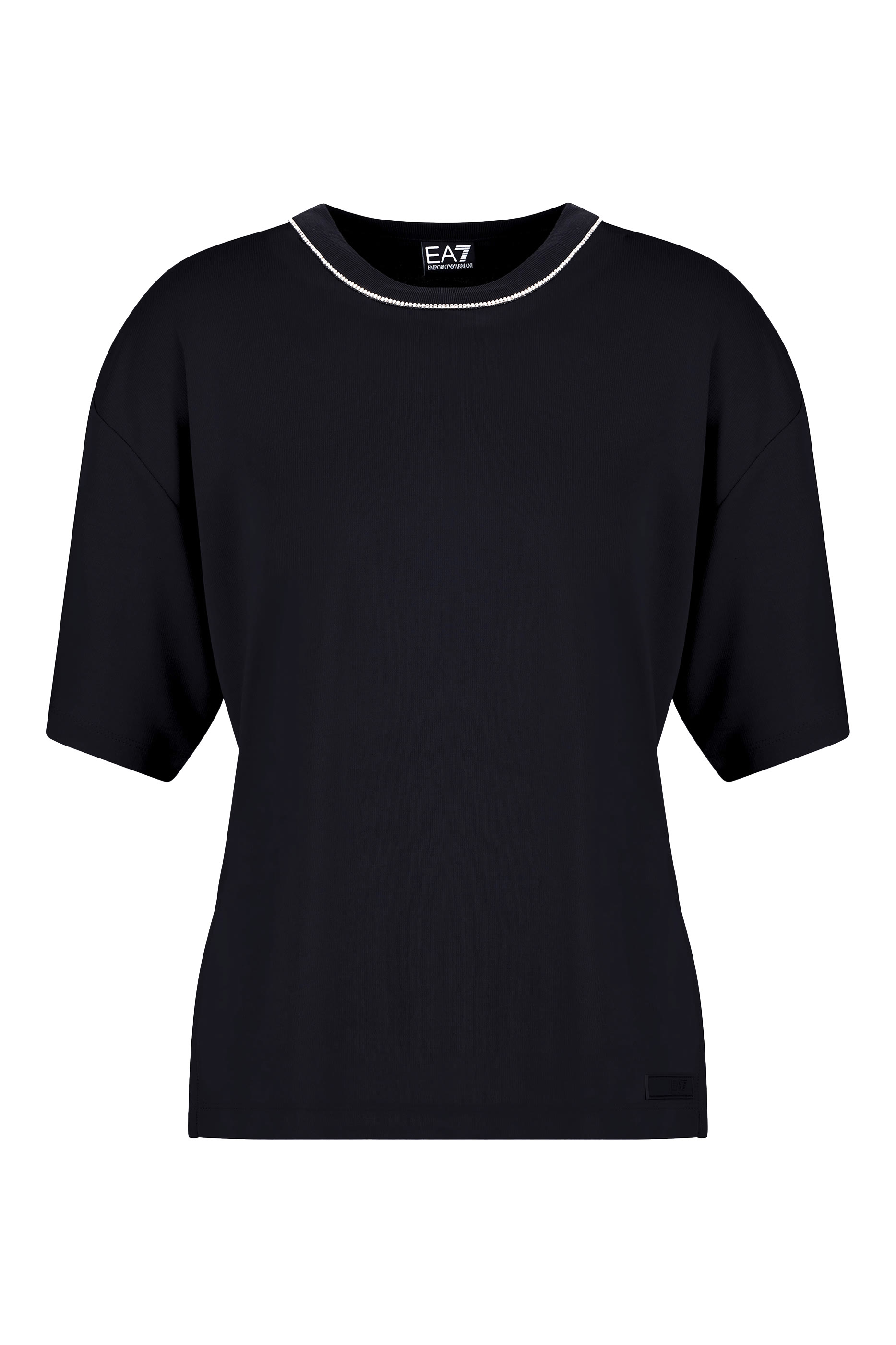 تيشيرت بأكمام قصيرة