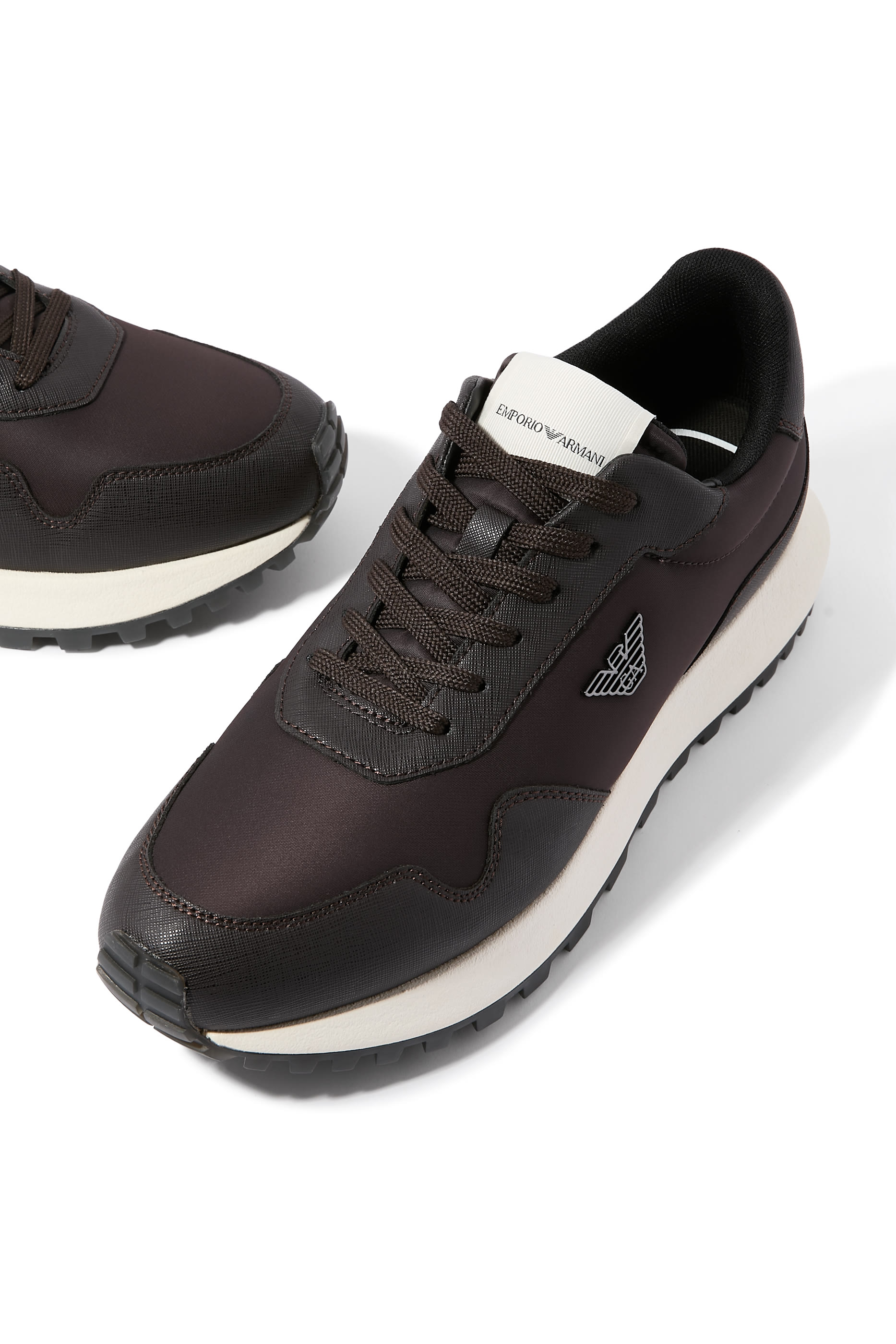 سنيكرز اي أس في نايلون معاد تدويره وتفاصيل سافيانو صديق للبيئة