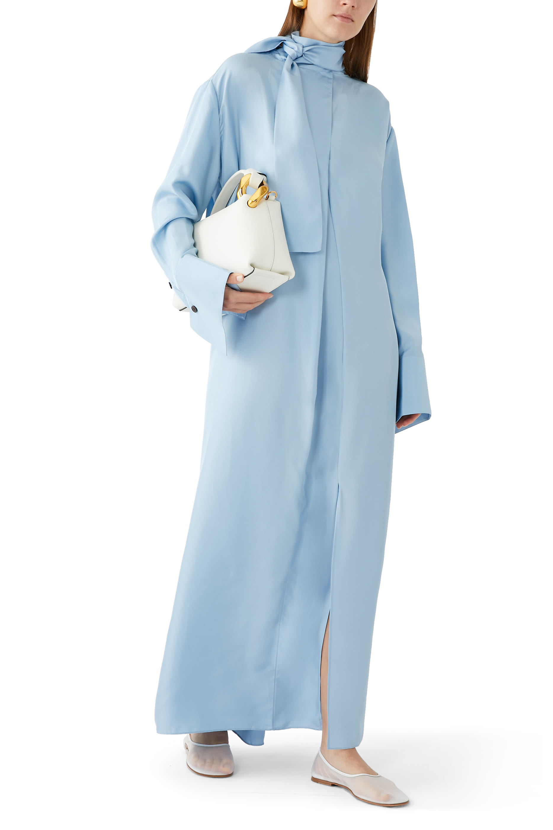 فستان بوشاح حرير