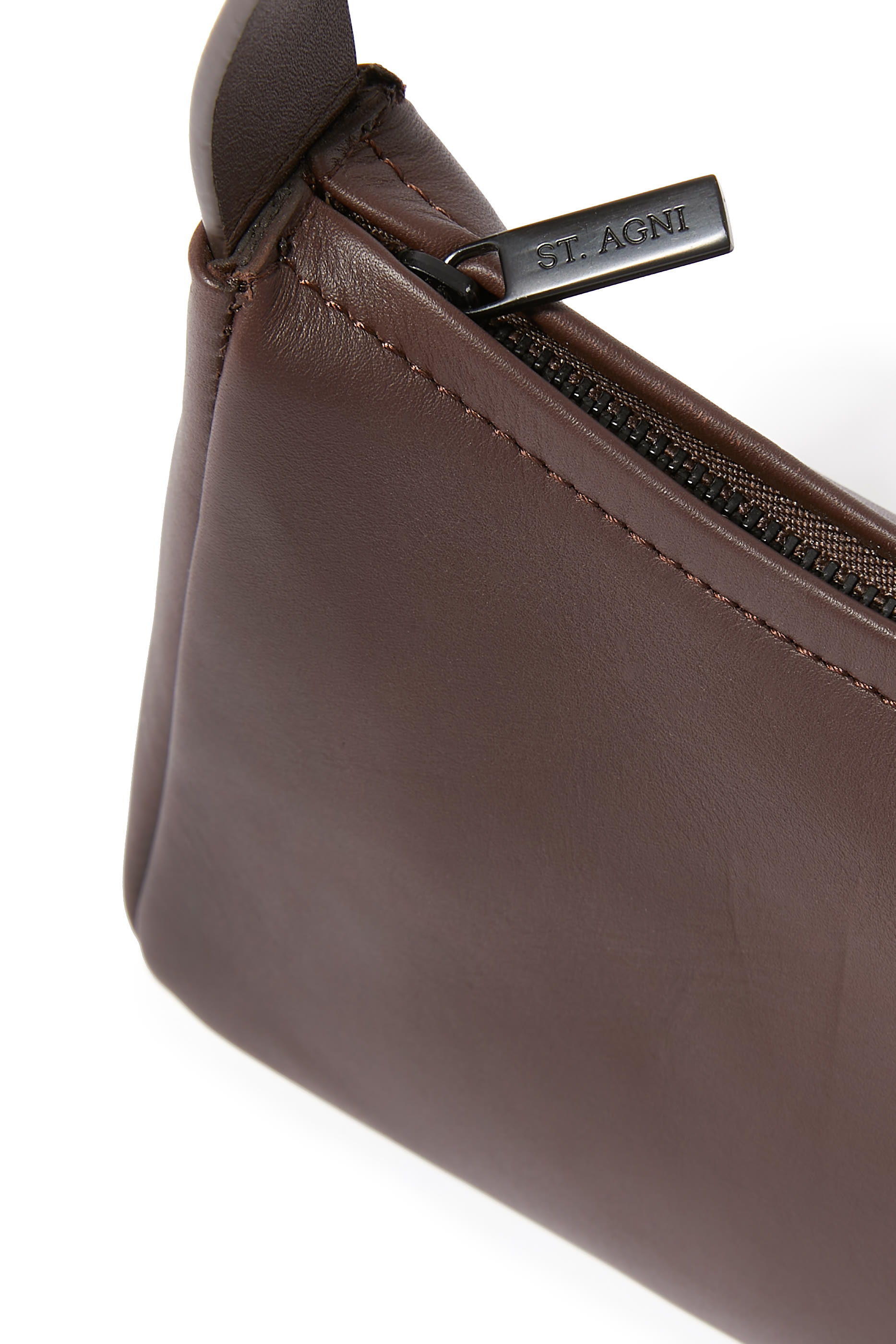 حقيبة كتف ناينتيز صغيرة