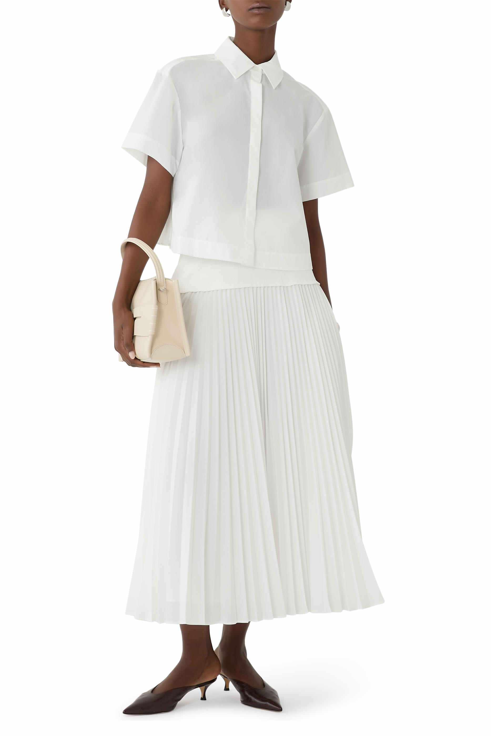 تنورة ستيلا بطيّات بحزام محاك