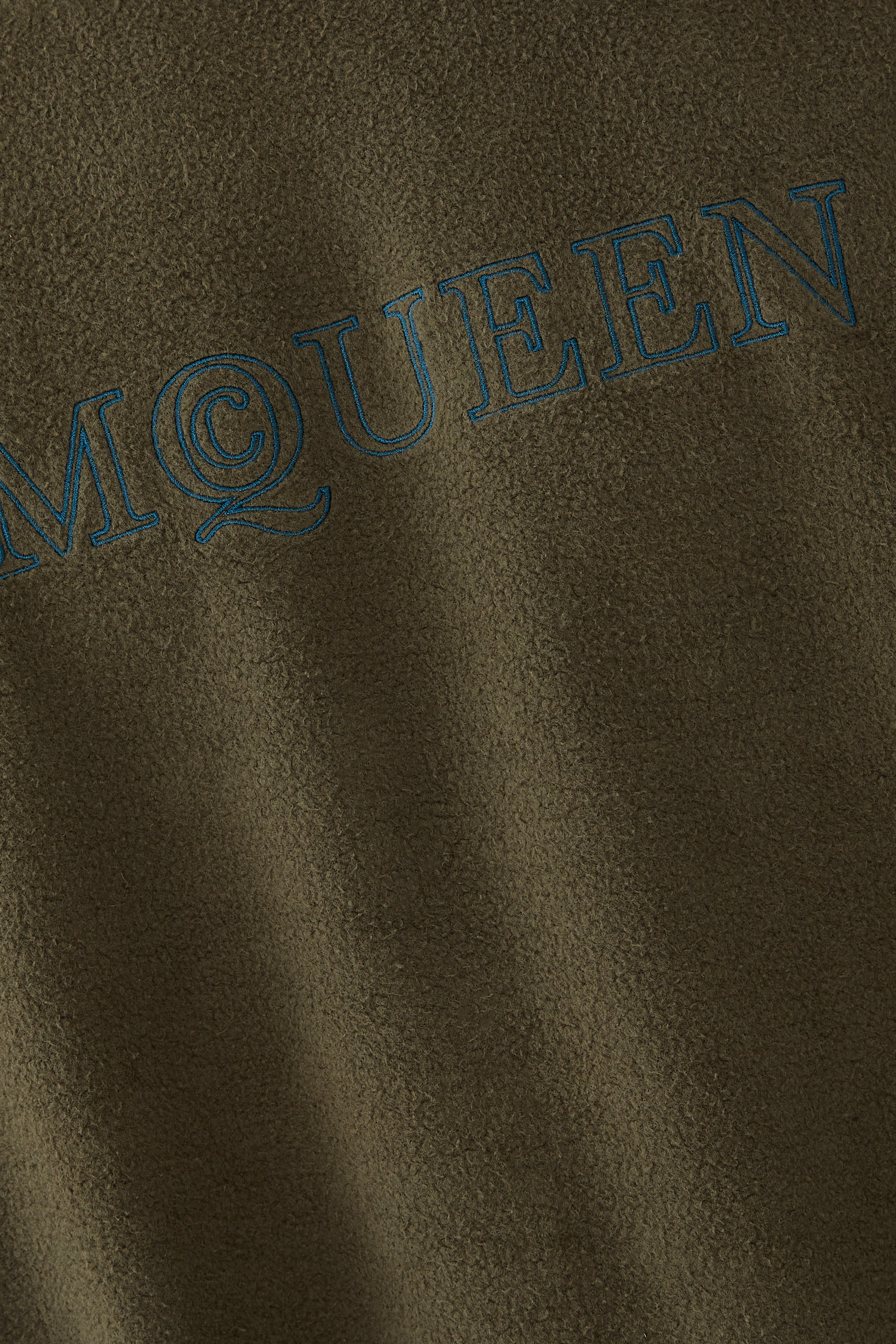 سويت شيرت بشعار الماركة