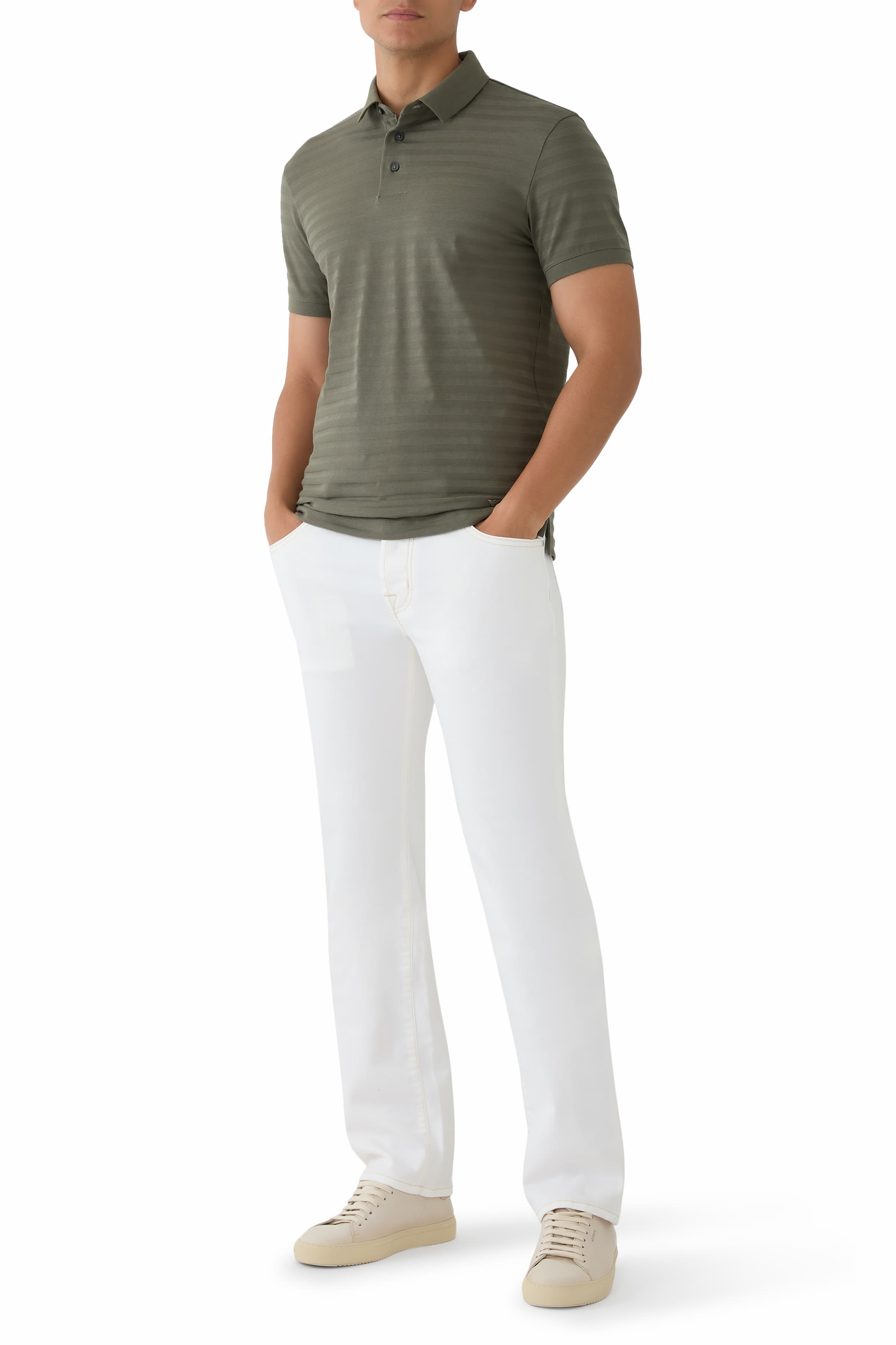 قميص بولو بخطوط أفقية