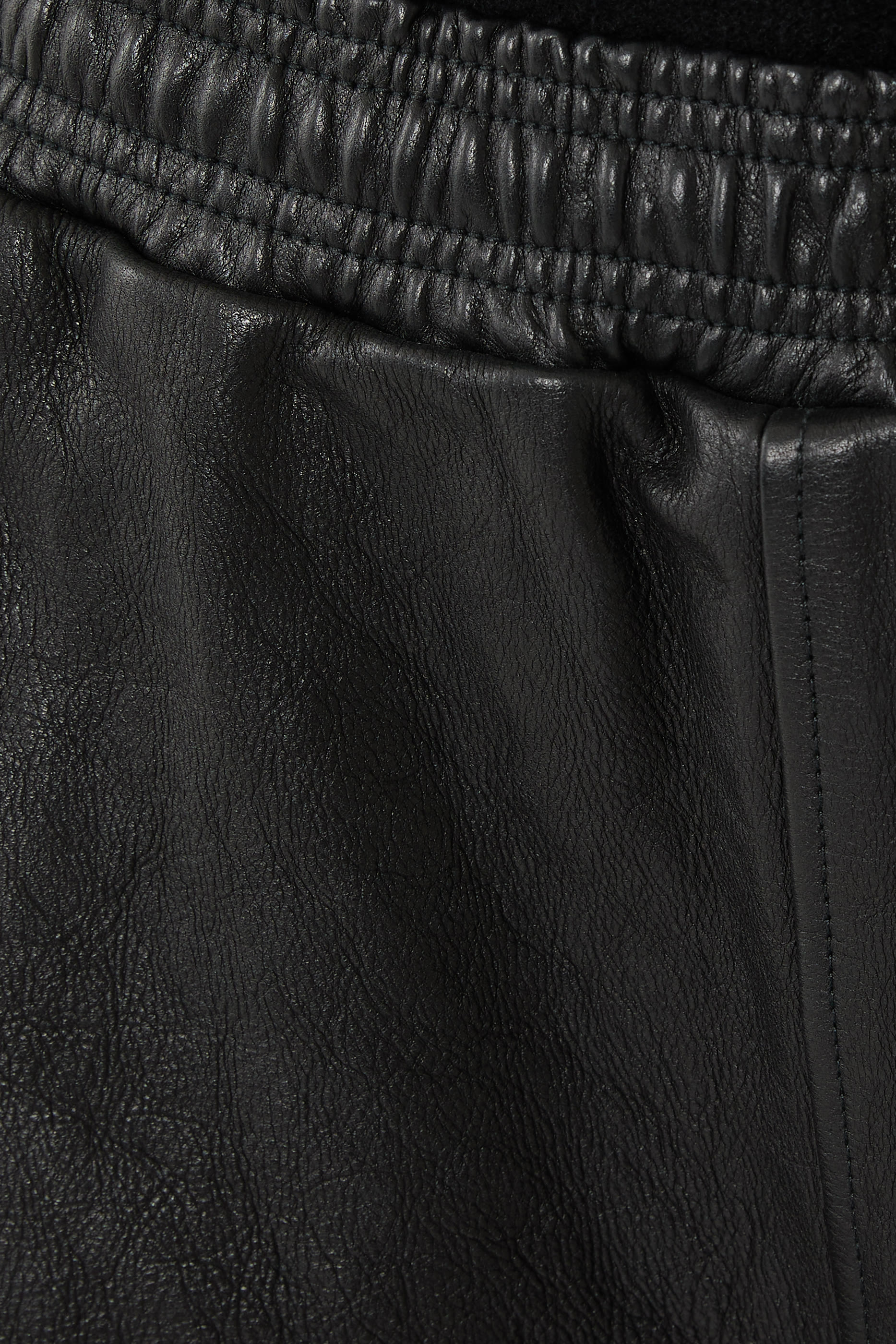 بنطال رياضي موتو جلد باهت