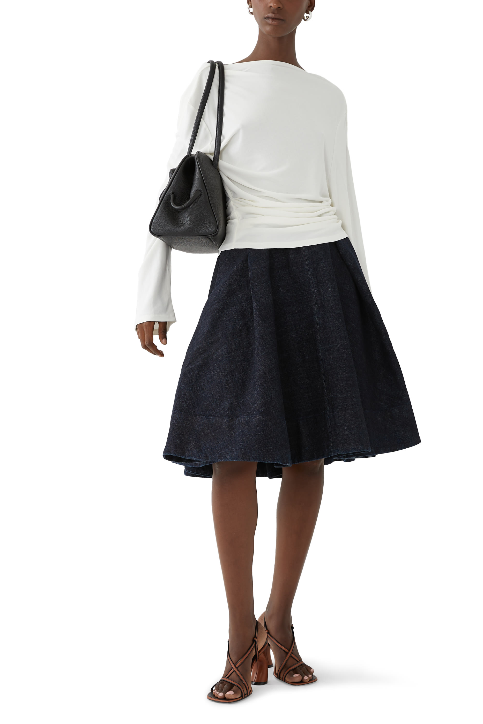 حقيبة توريزمو