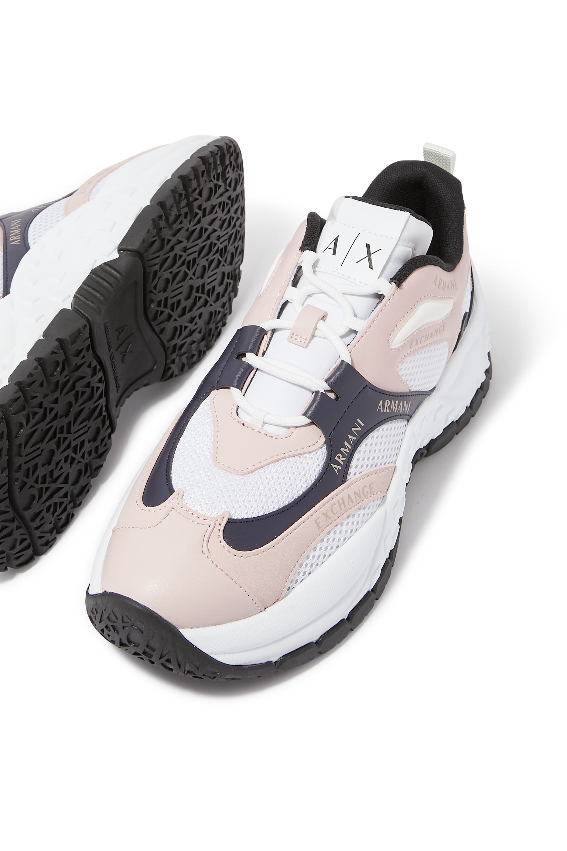 سنيكرز سامر بيتس بكاحل منخفض