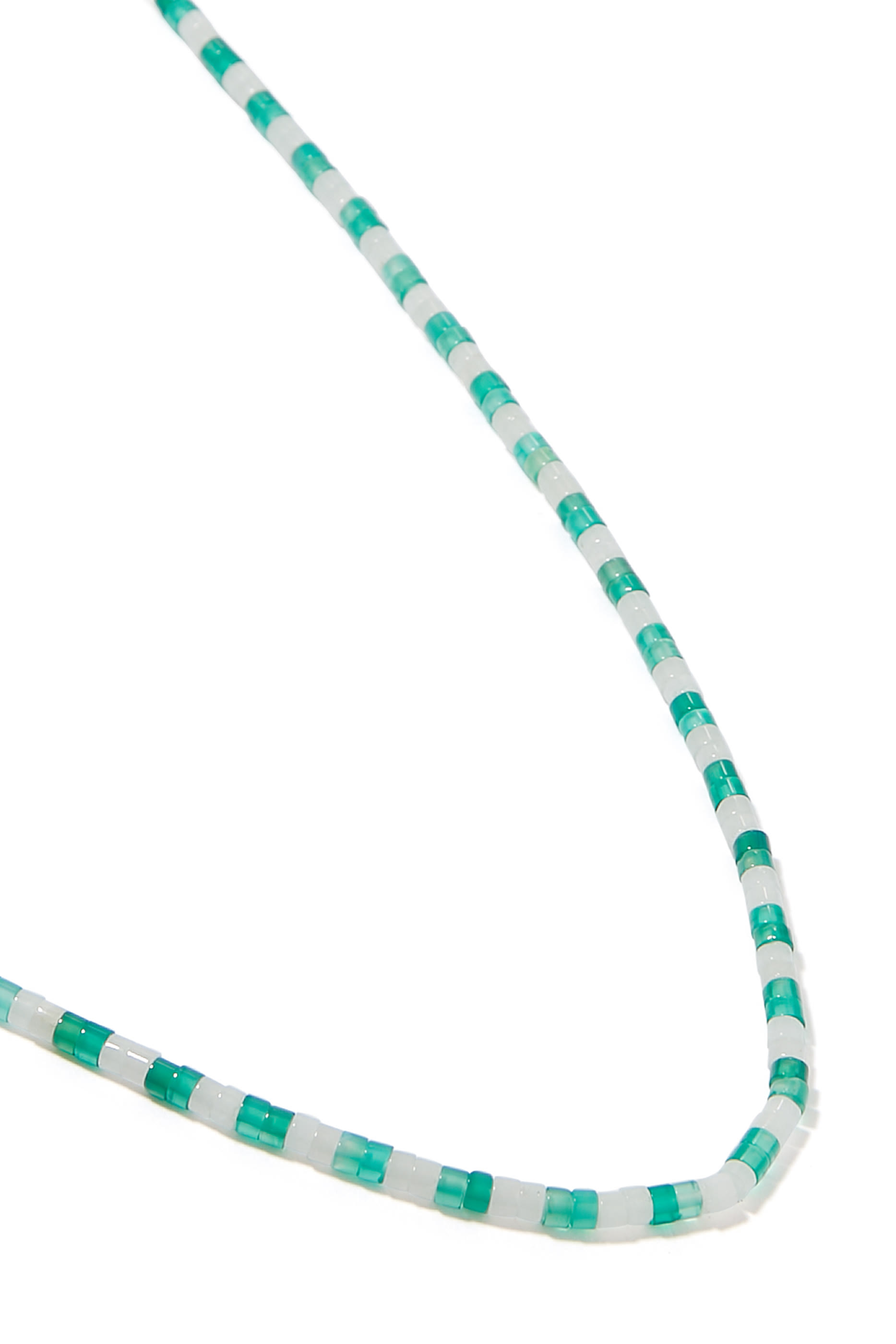 قلادة كاي مزينة بالعقيق