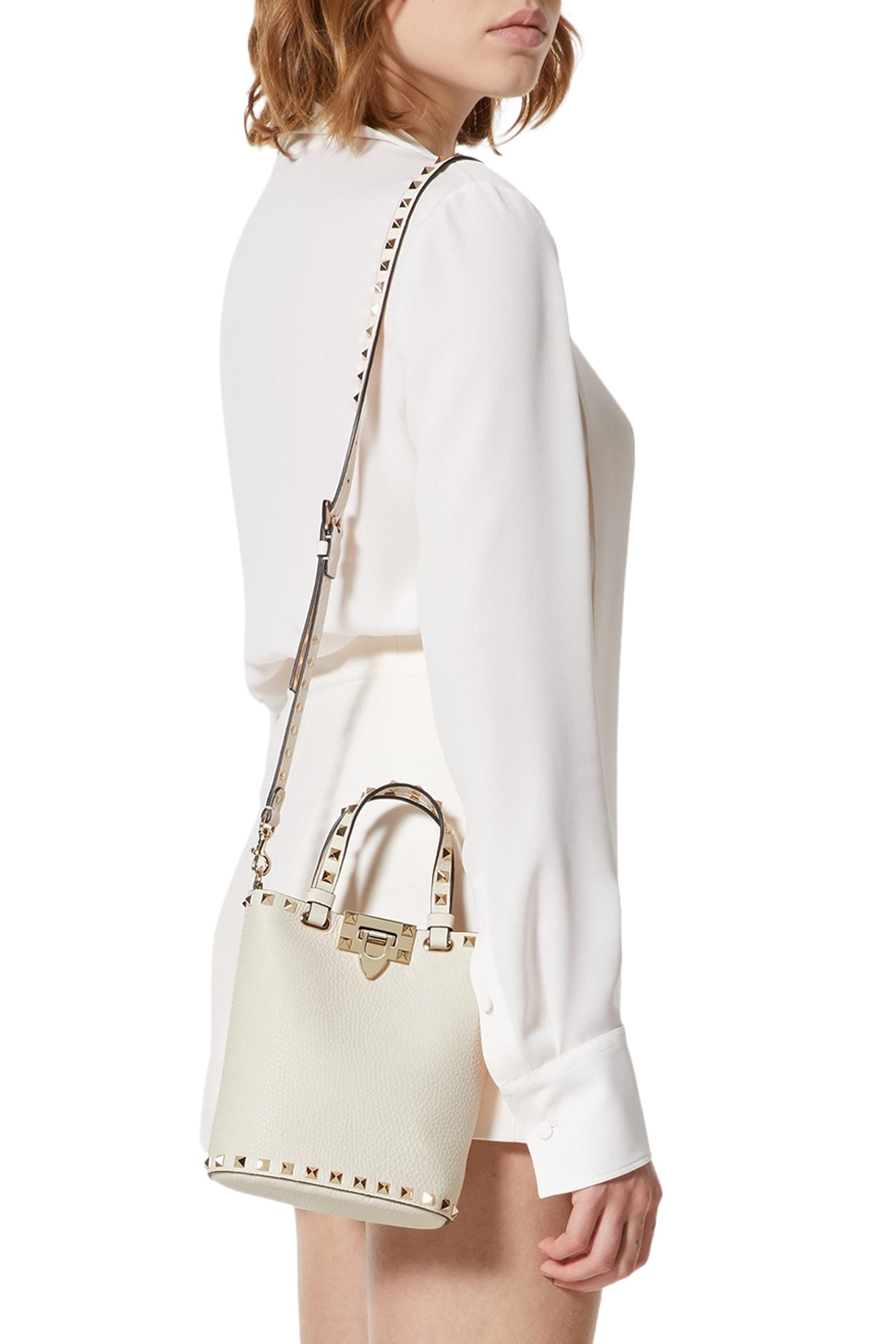 حقيبة كروس بحلي هرمية