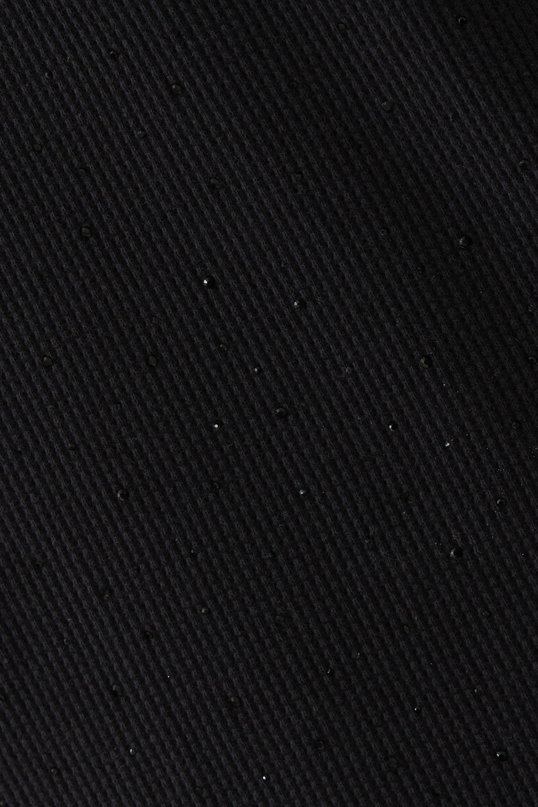 سويت شيرت  بأكمام طويلة وياقة ضيقة مزين بكريستال هوتفيكس