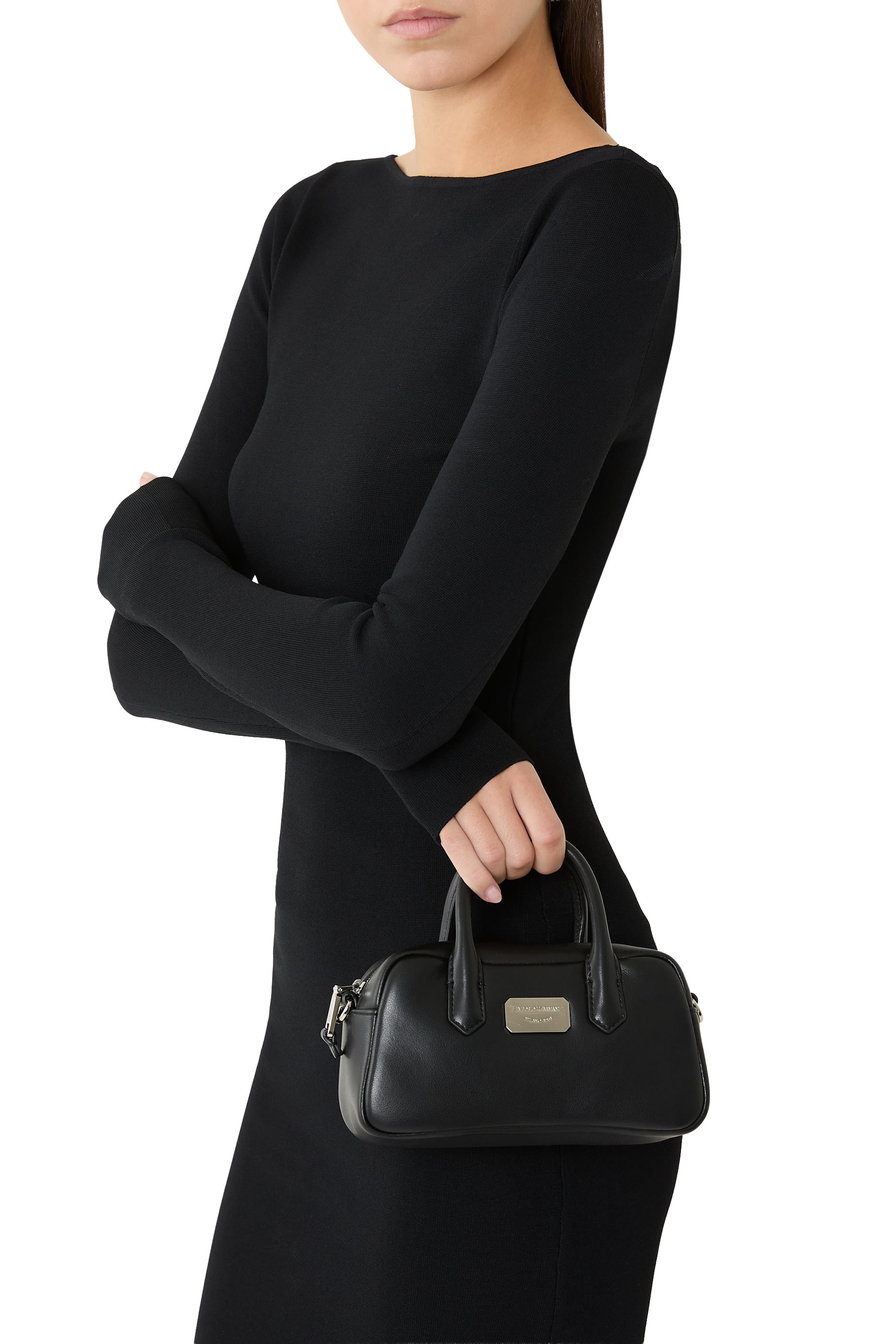 حقيبة يد بشعار الماركة جلد