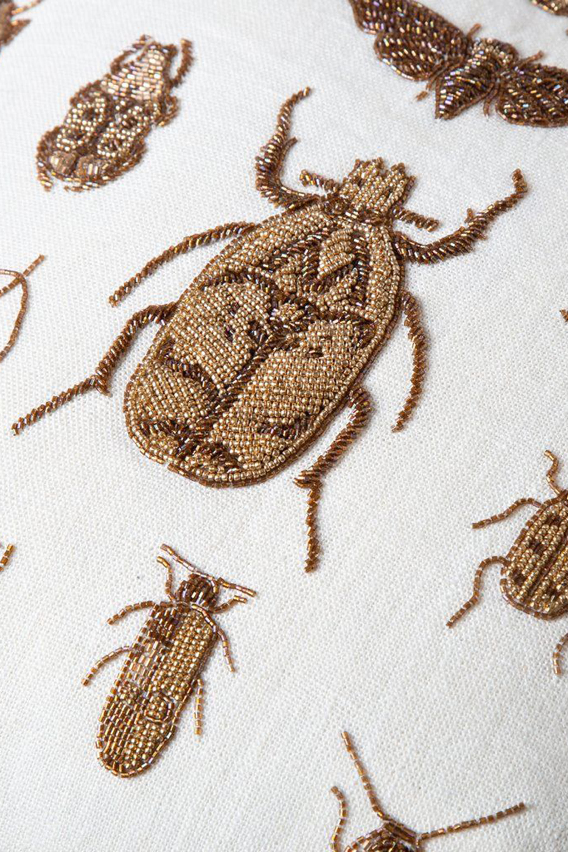 وسادة بوتانيست سبيسمان