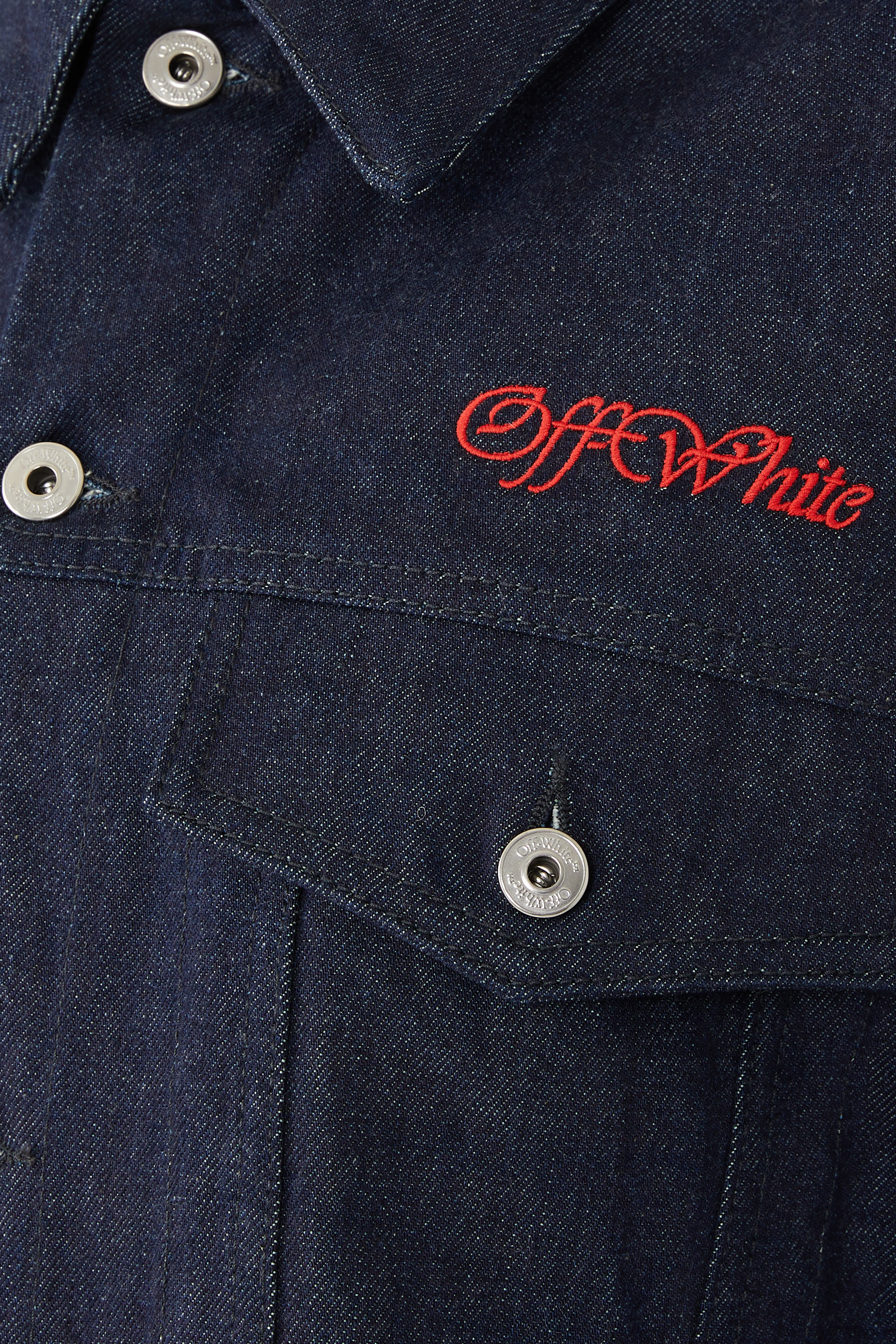 جاكيت دنيم سكايت بنقشة وحواف غير محاكة