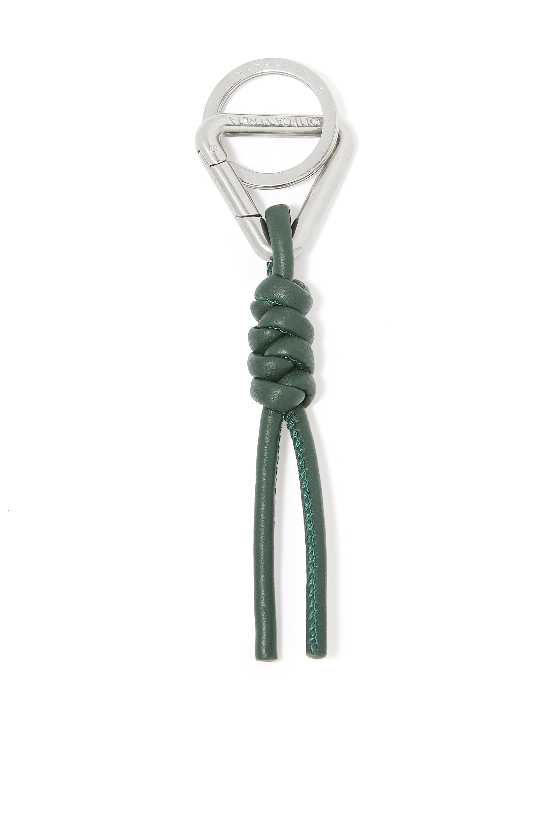 سلسلة مفاتيح بتصميم مثلث