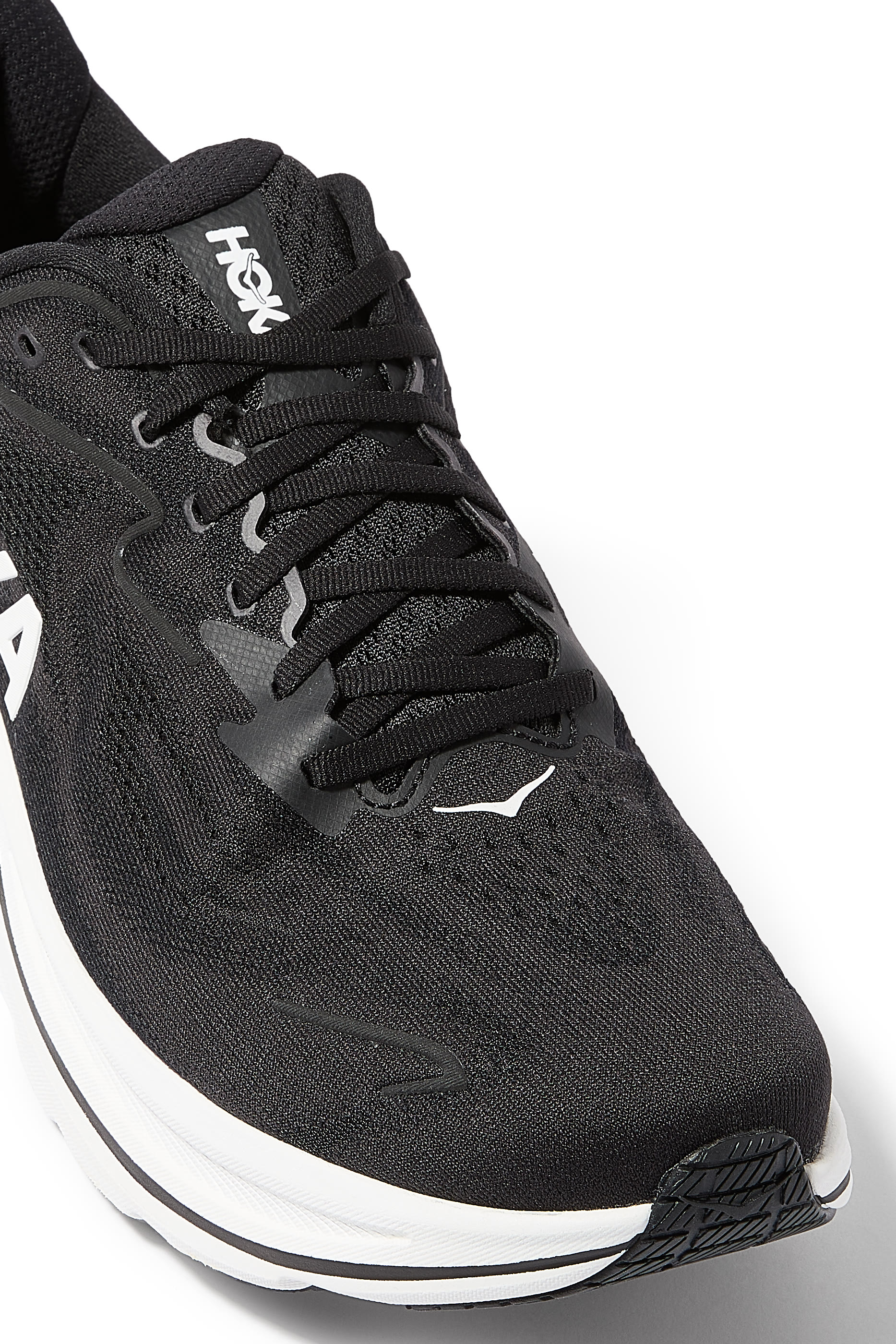 سنيكرز كليفتون 10