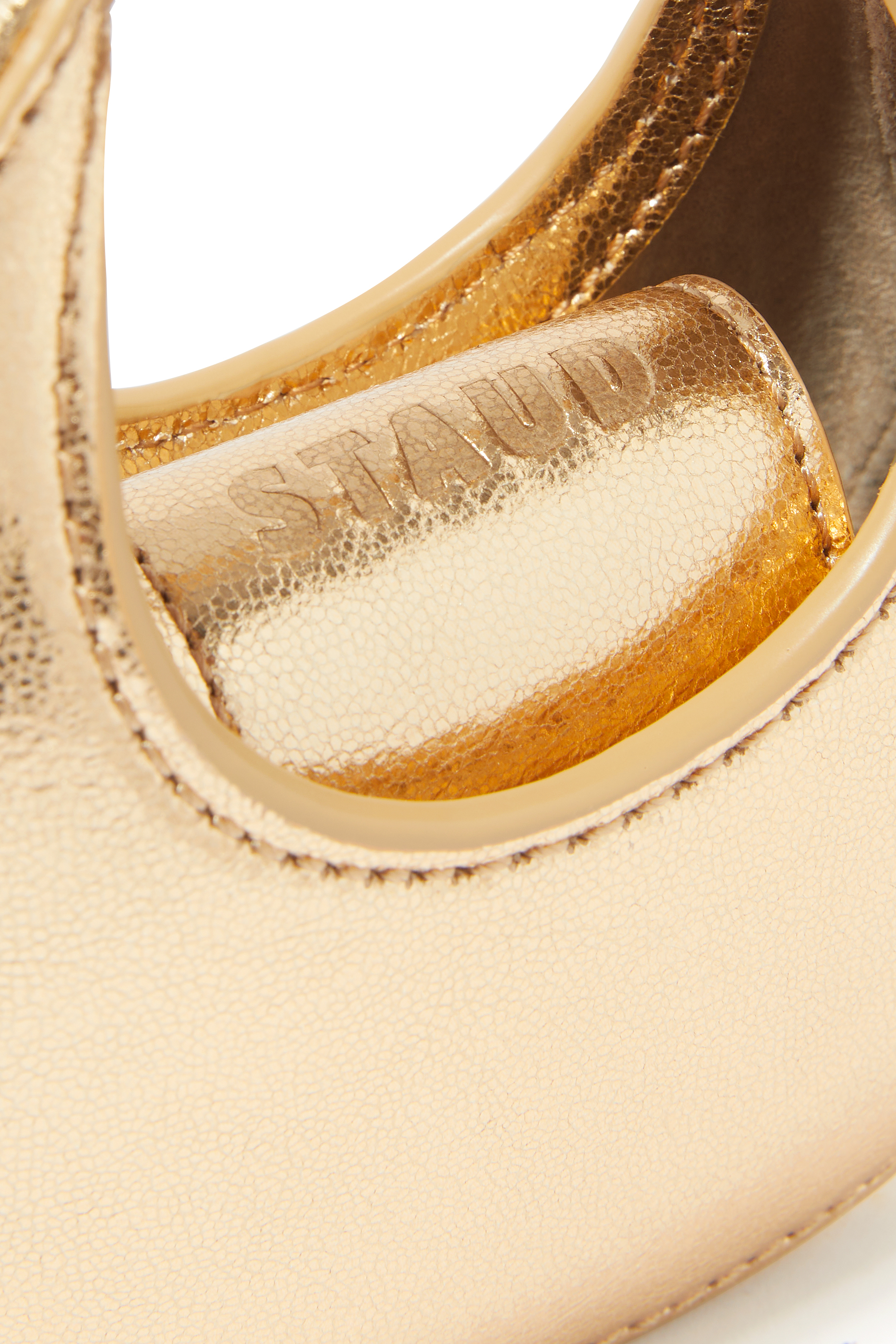 حقيبة صغيرة بتصميم نصف دائري