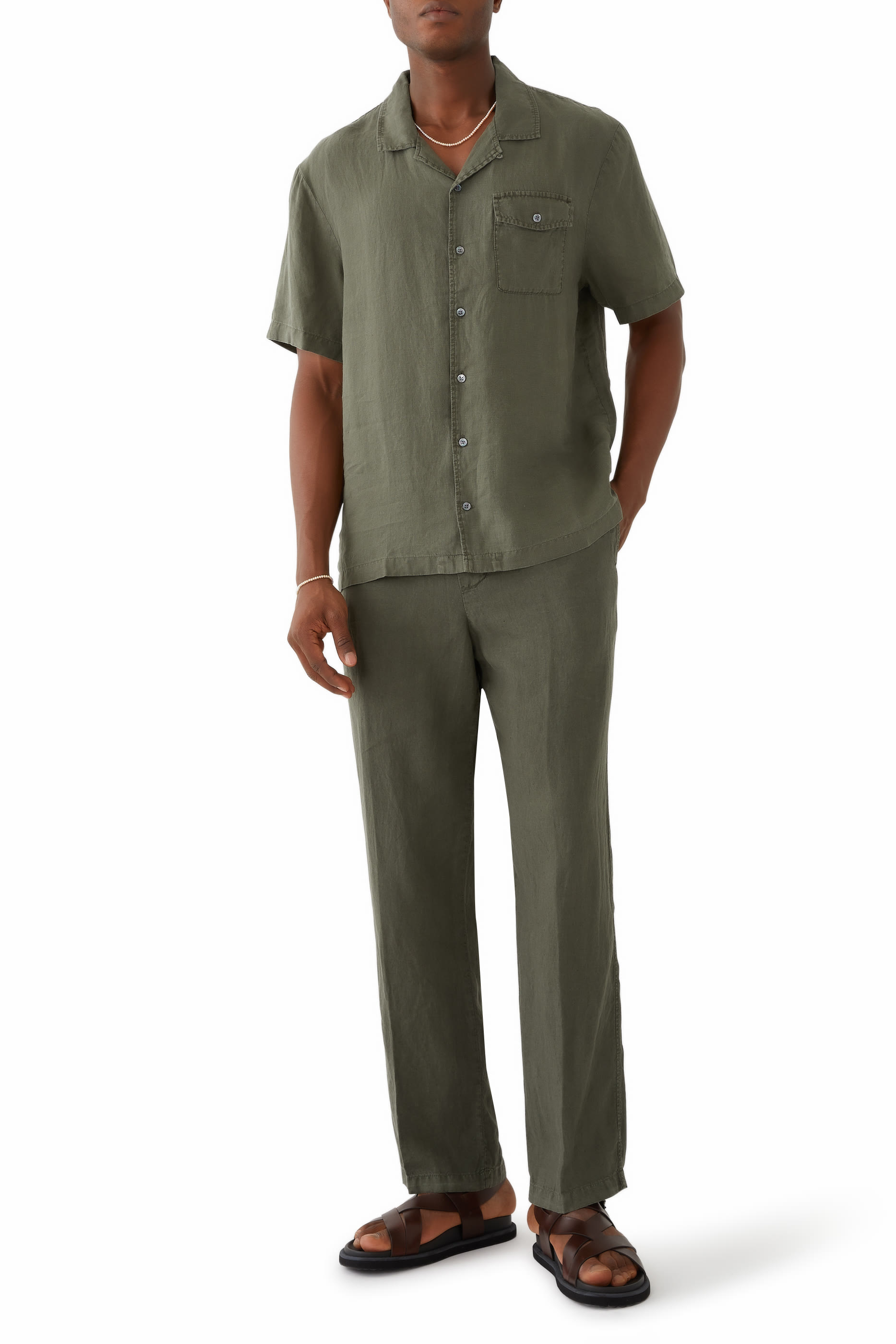 قميص بجيب وأكمام قصيرة كتان