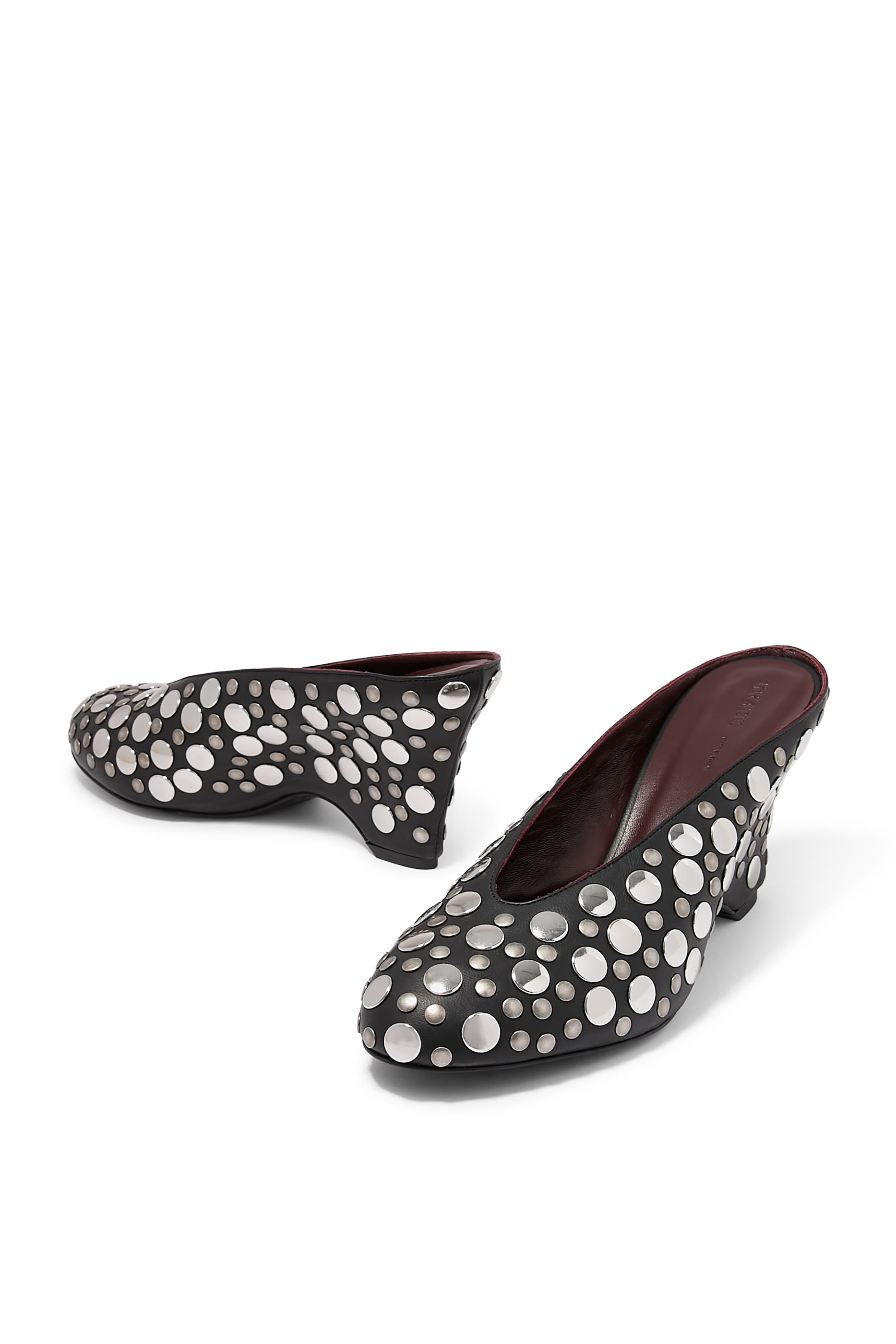 حذاء كلاسيكي مفتوح من الخلف بكعب ويدج