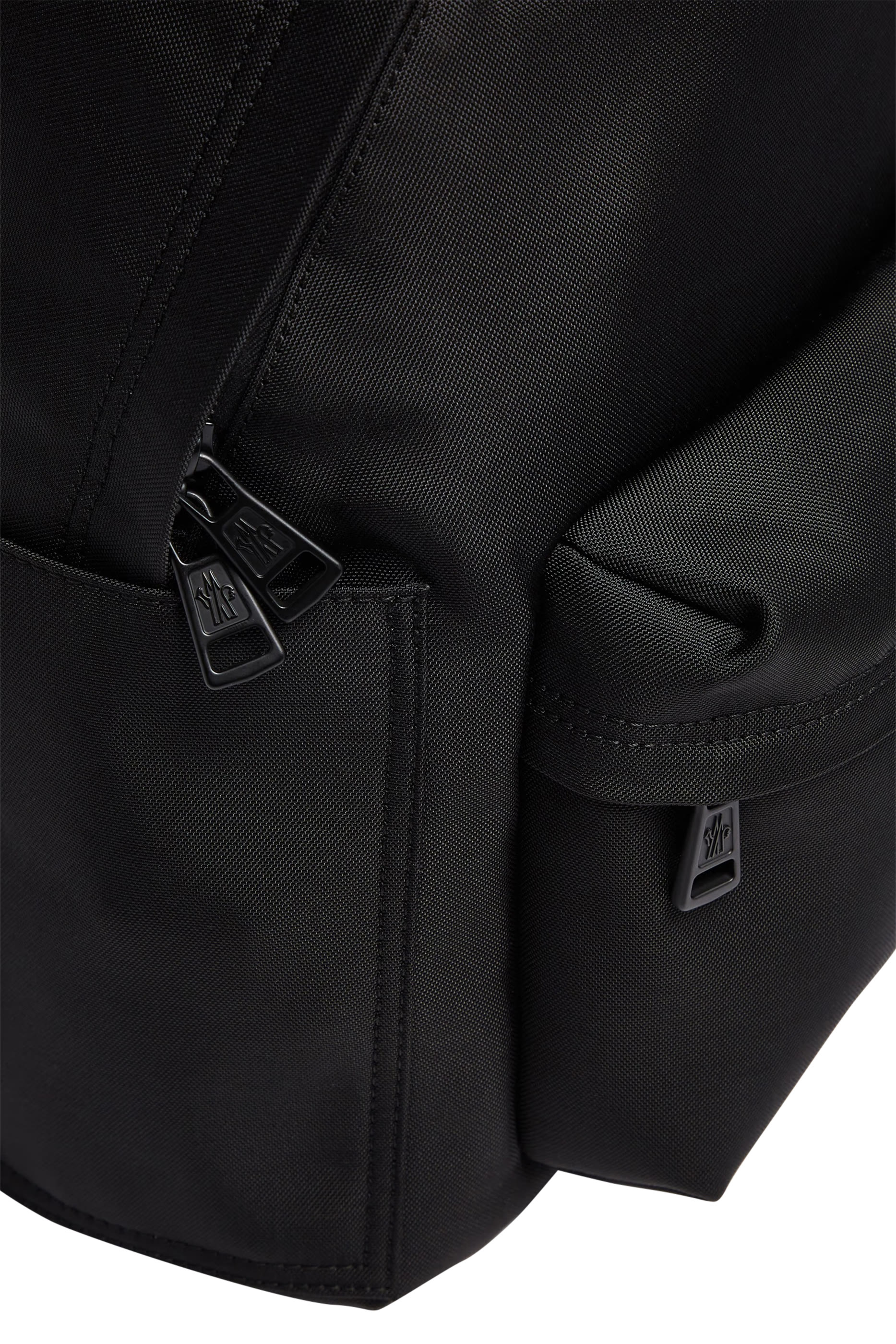 حقيبة ظهر بيريك نيو مقاومة للماء