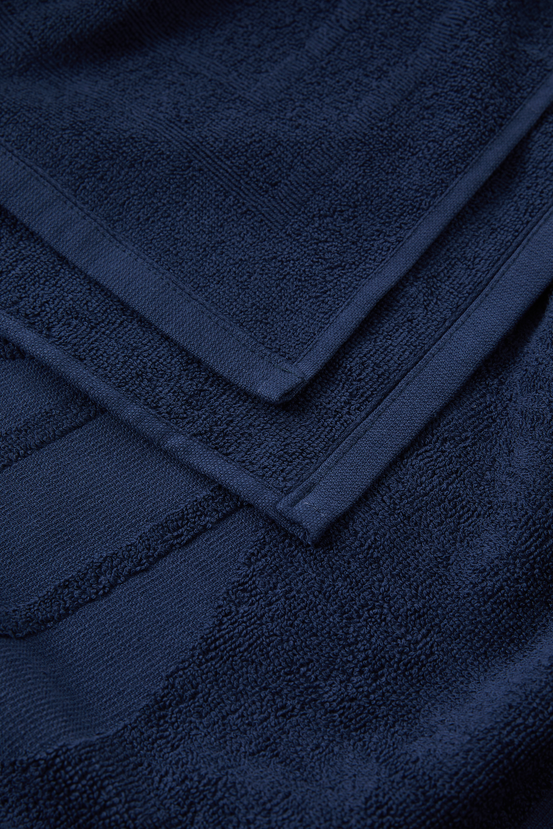 منشفة شاطئ قطن تيري 