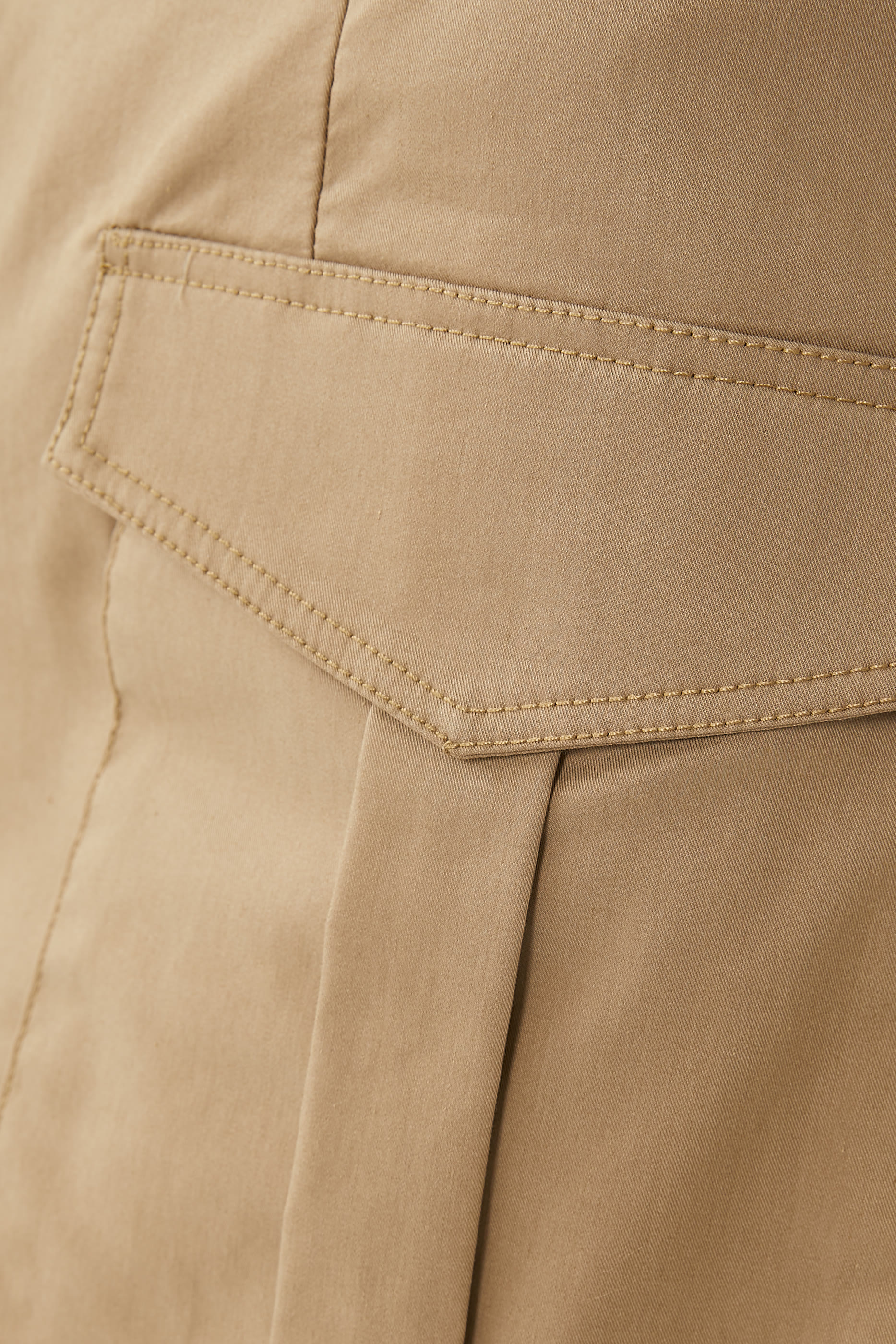 تنورة ساباتو قصيرة بتصميم عملي بخصر منخفض