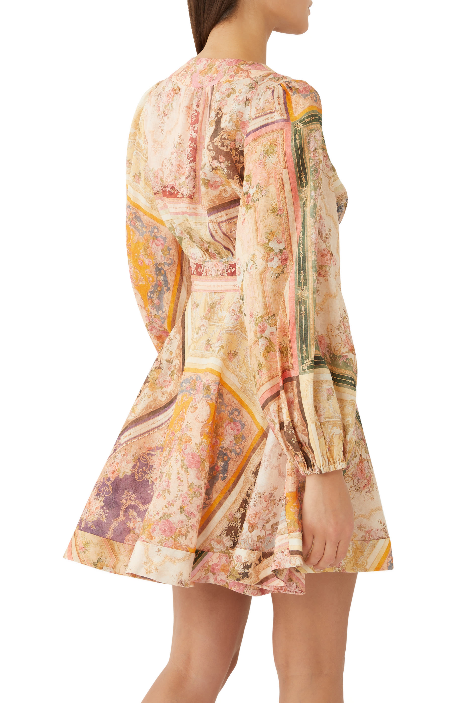 فستان أوغست قصير بتصميم ملفوف