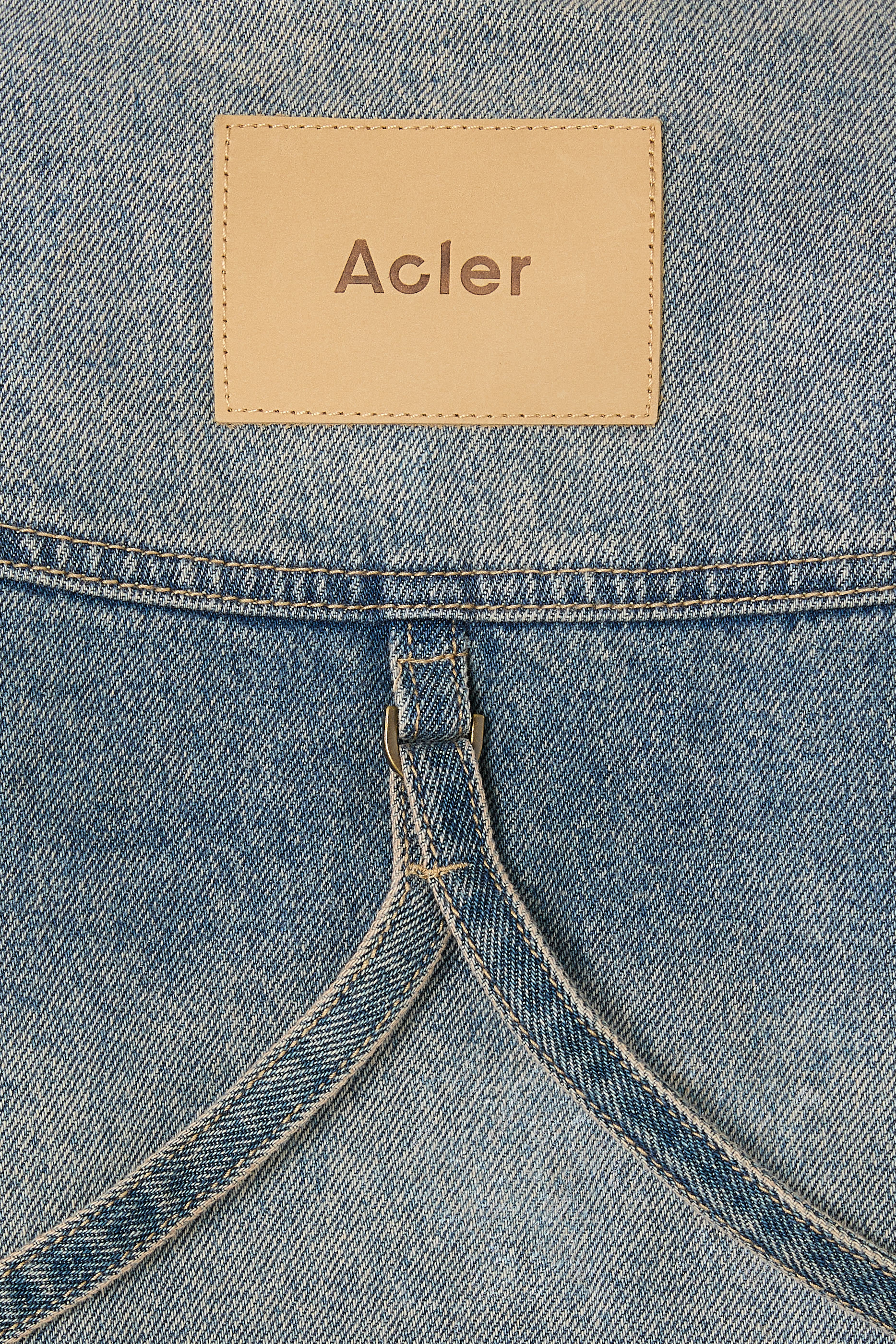 جاكيت أوثام