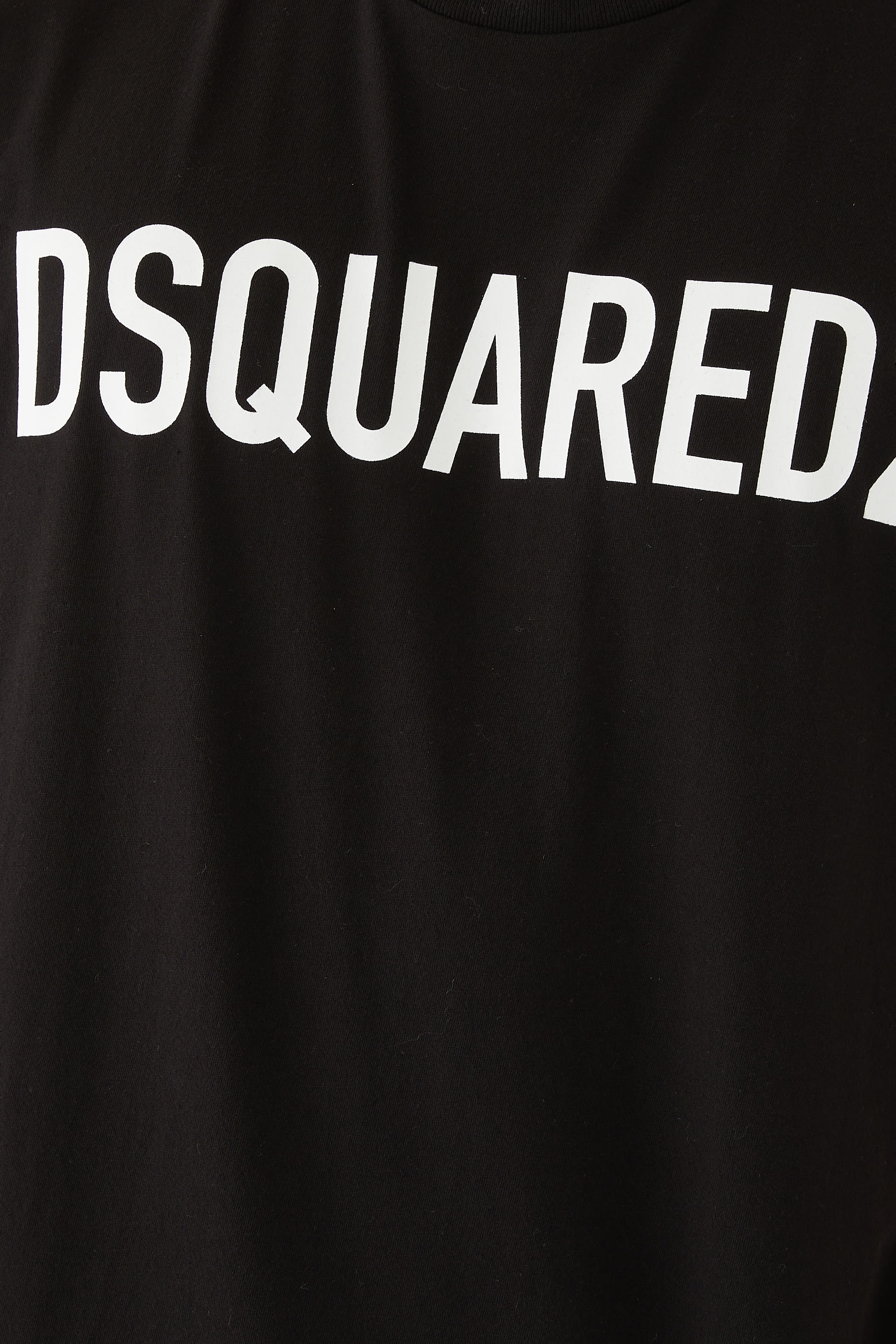 تيشيرت بشعار الماركة قطن