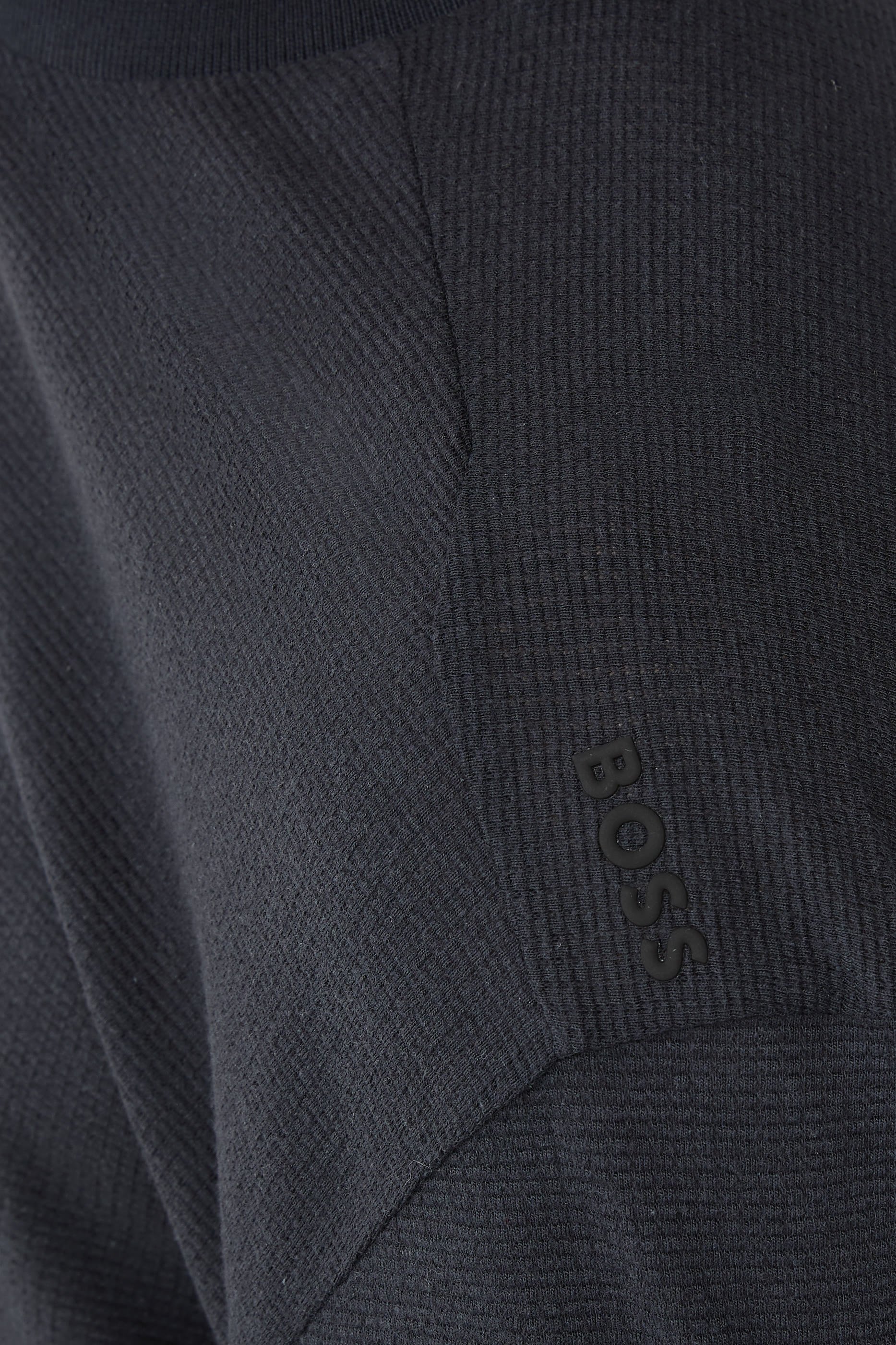 تيشيرت تيريس بياقة ضيقة